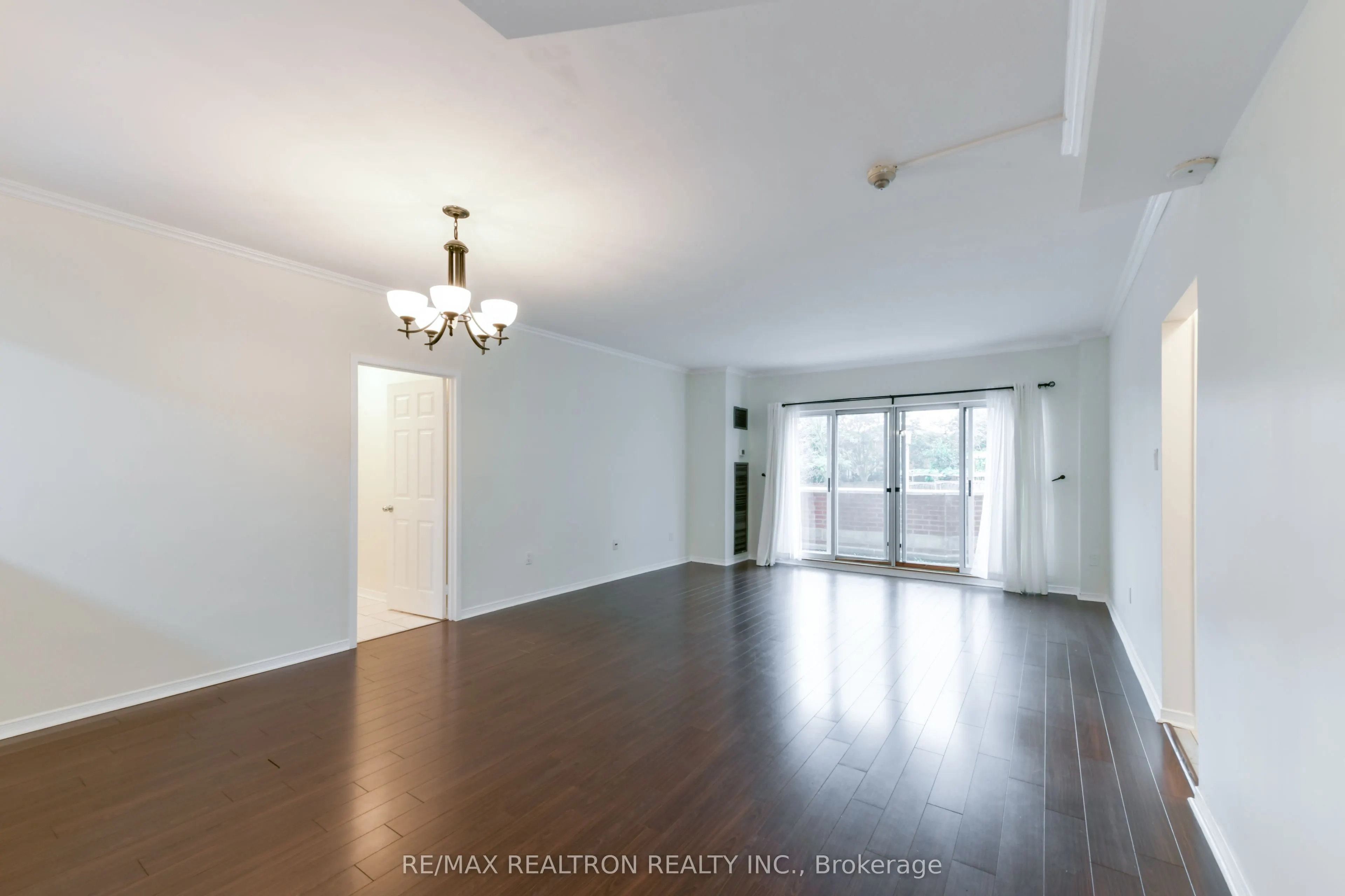 9 Chalmers Road, #107