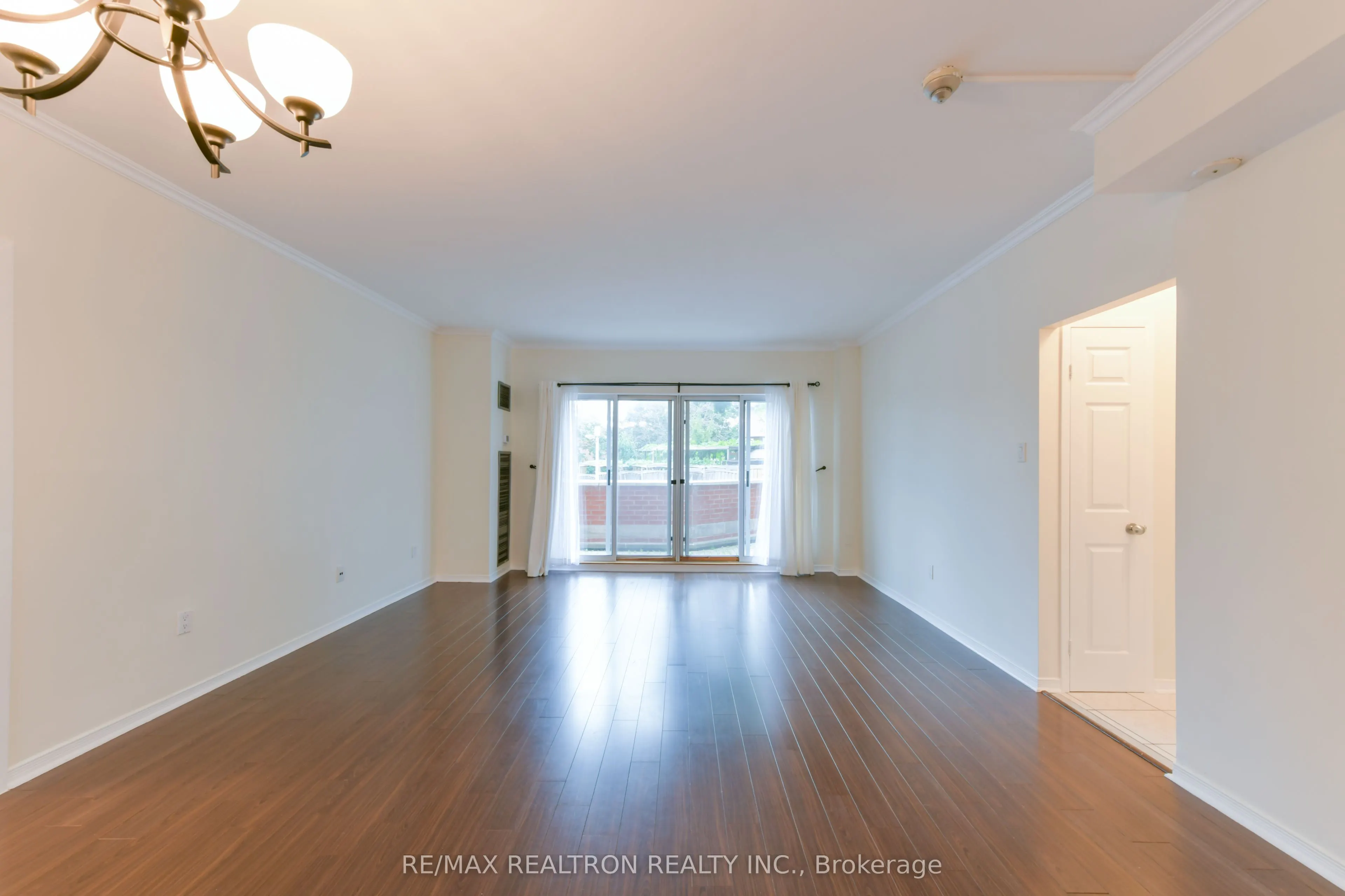 9 Chalmers Road, #107