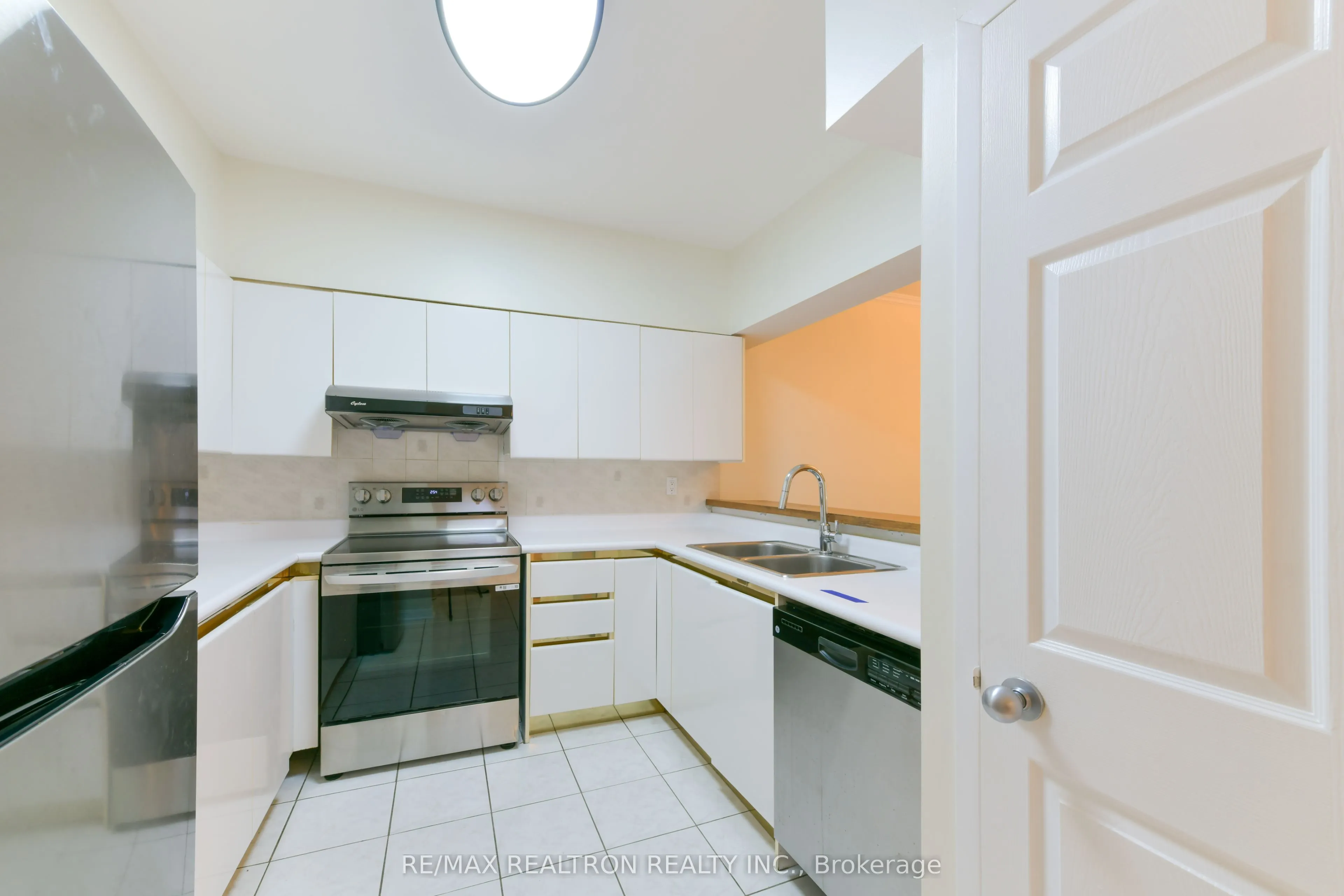 9 Chalmers Road, #107
