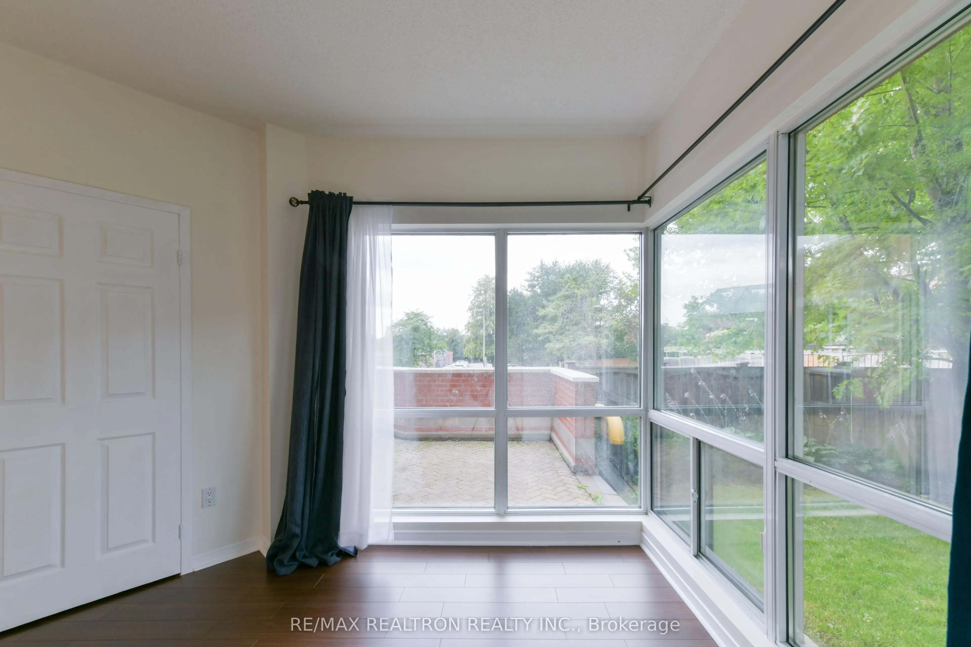 9 Chalmers Road, #107