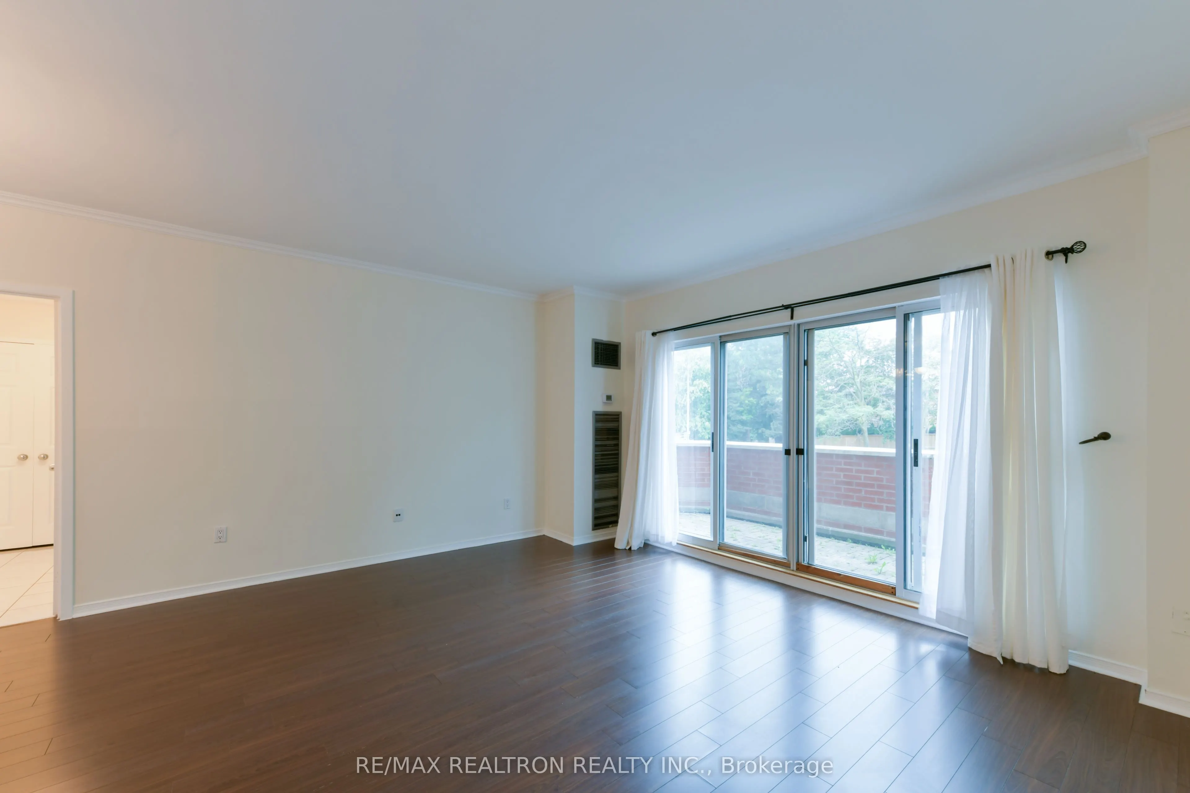 9 Chalmers Road, #107