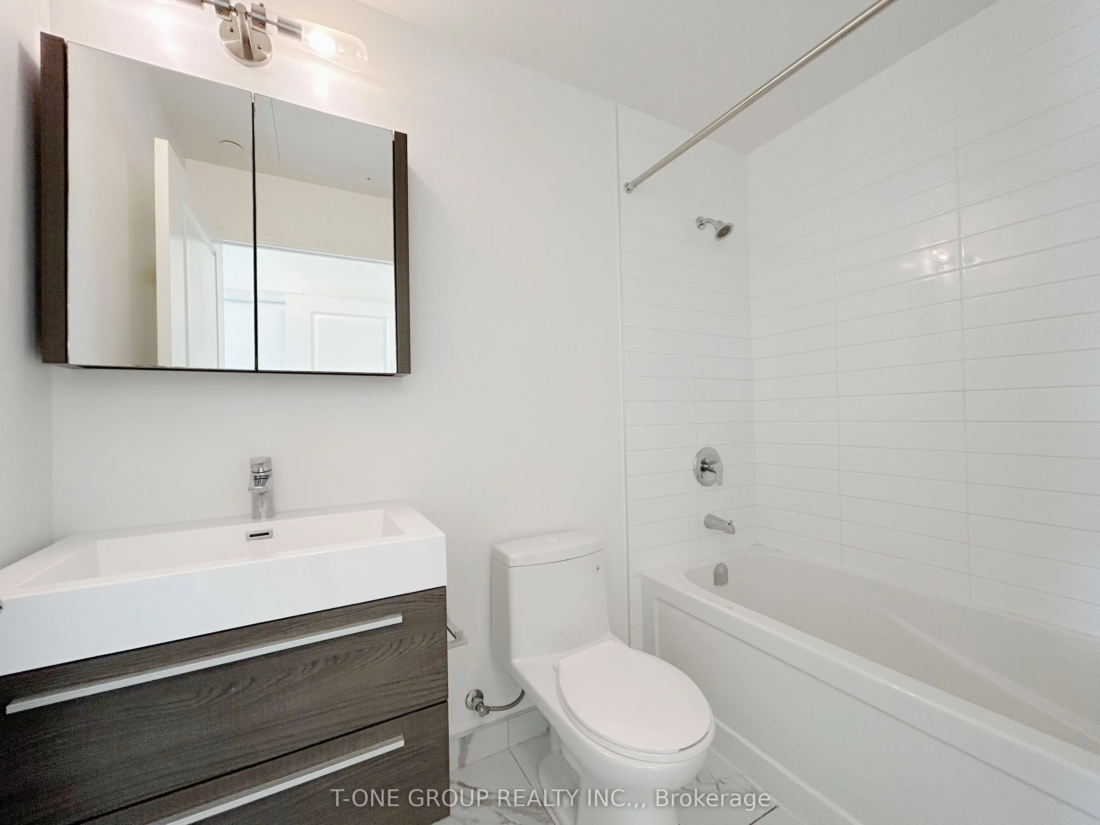 8 Rouge Valley Drive W, #713