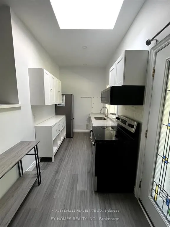 59 Hemingway Crescent, #Rear