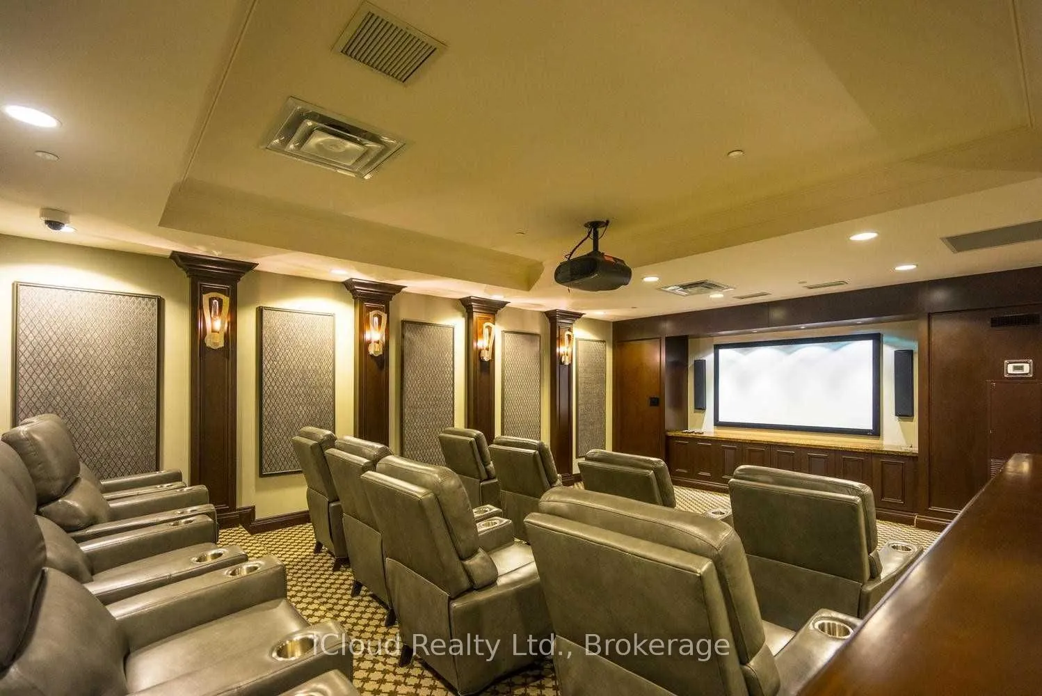 9255 Jane Street, #804
