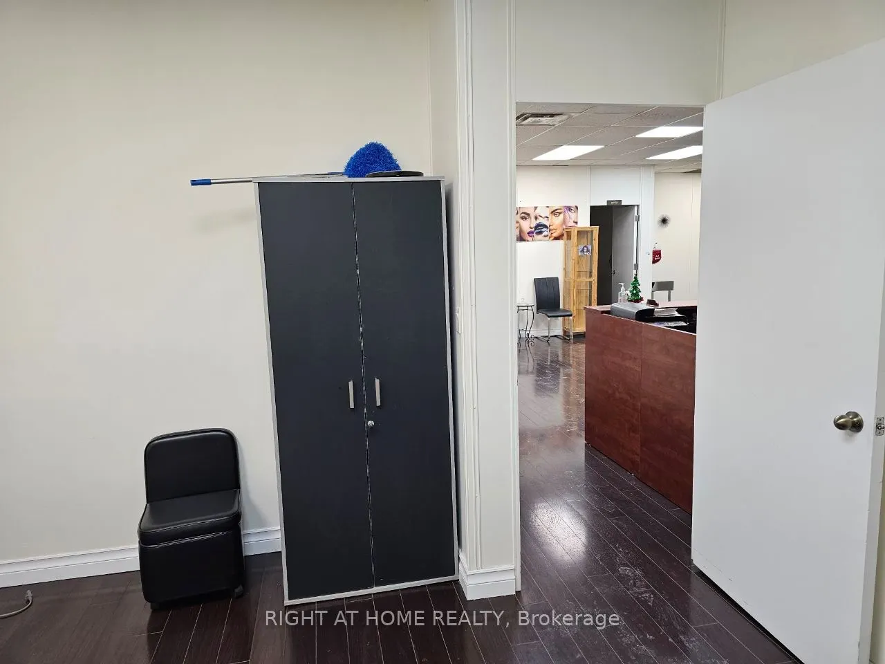 10670 Yonge Street, #201