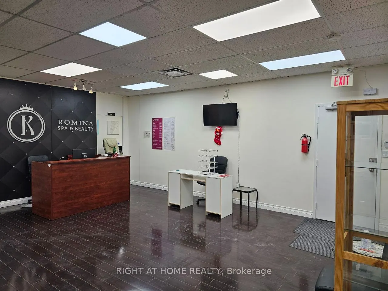 10670 Yonge Street, #201