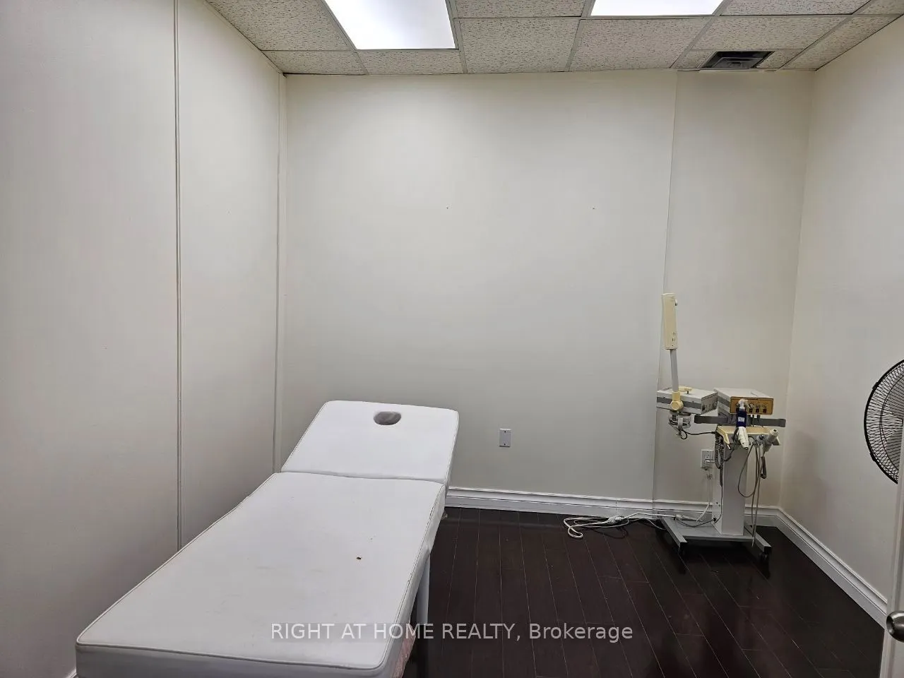 10670 Yonge Street, #201