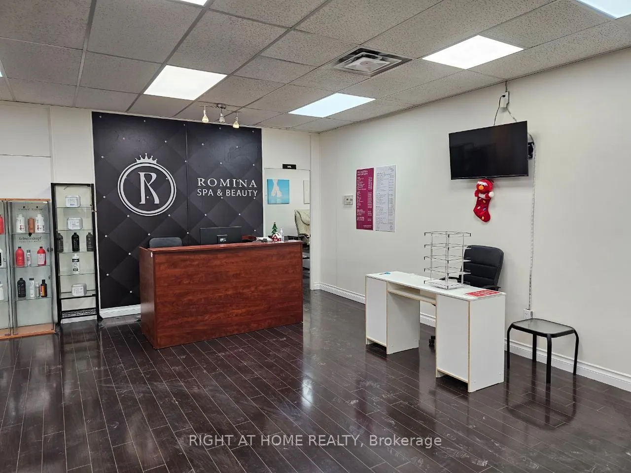10670 Yonge Street, #201