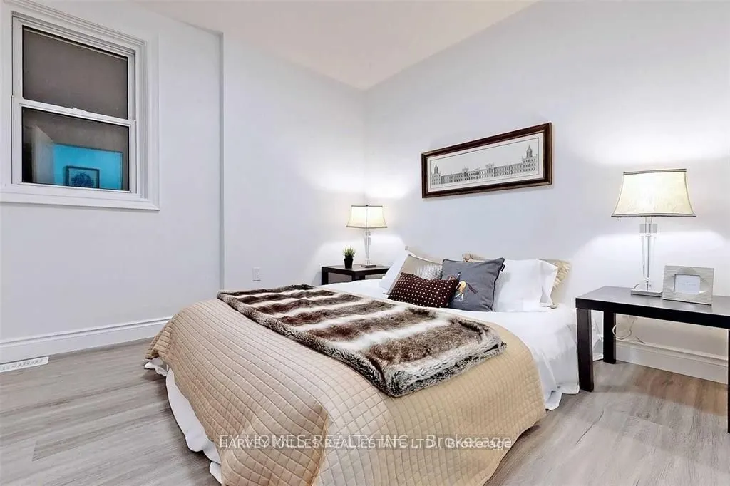 59 Hemingway Crescent, #Front