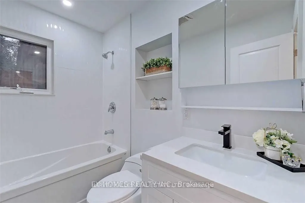59 Hemingway Crescent, #Front
