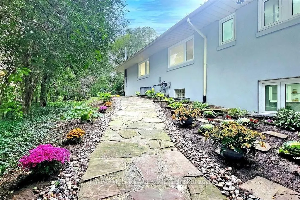 59 Hemingway Crescent, #Front