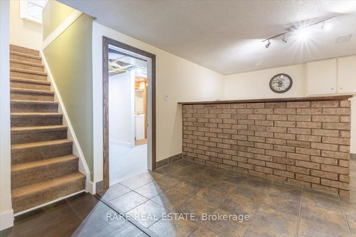12 Evan Avenue