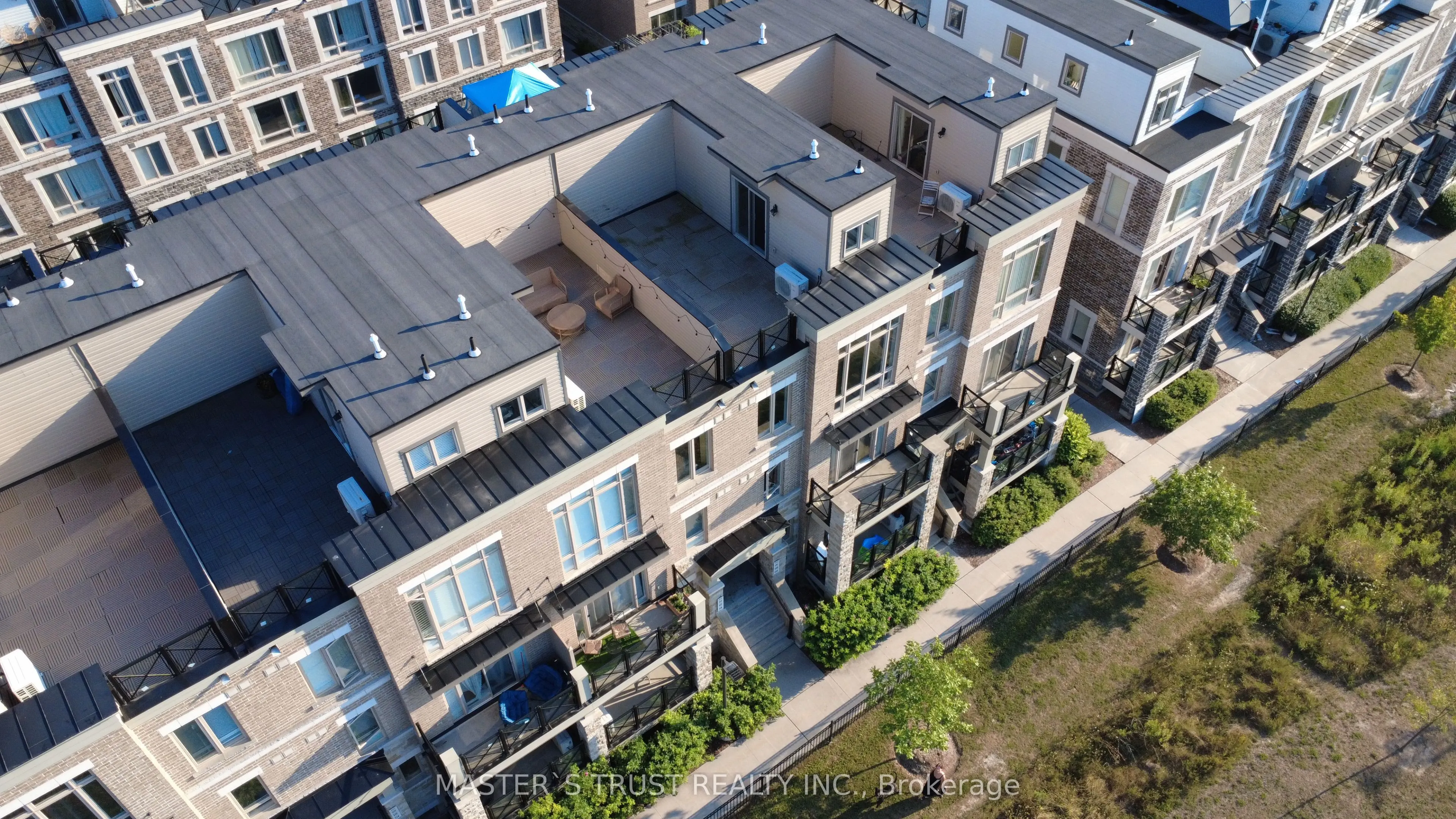 30 Dunsheath Way, #507