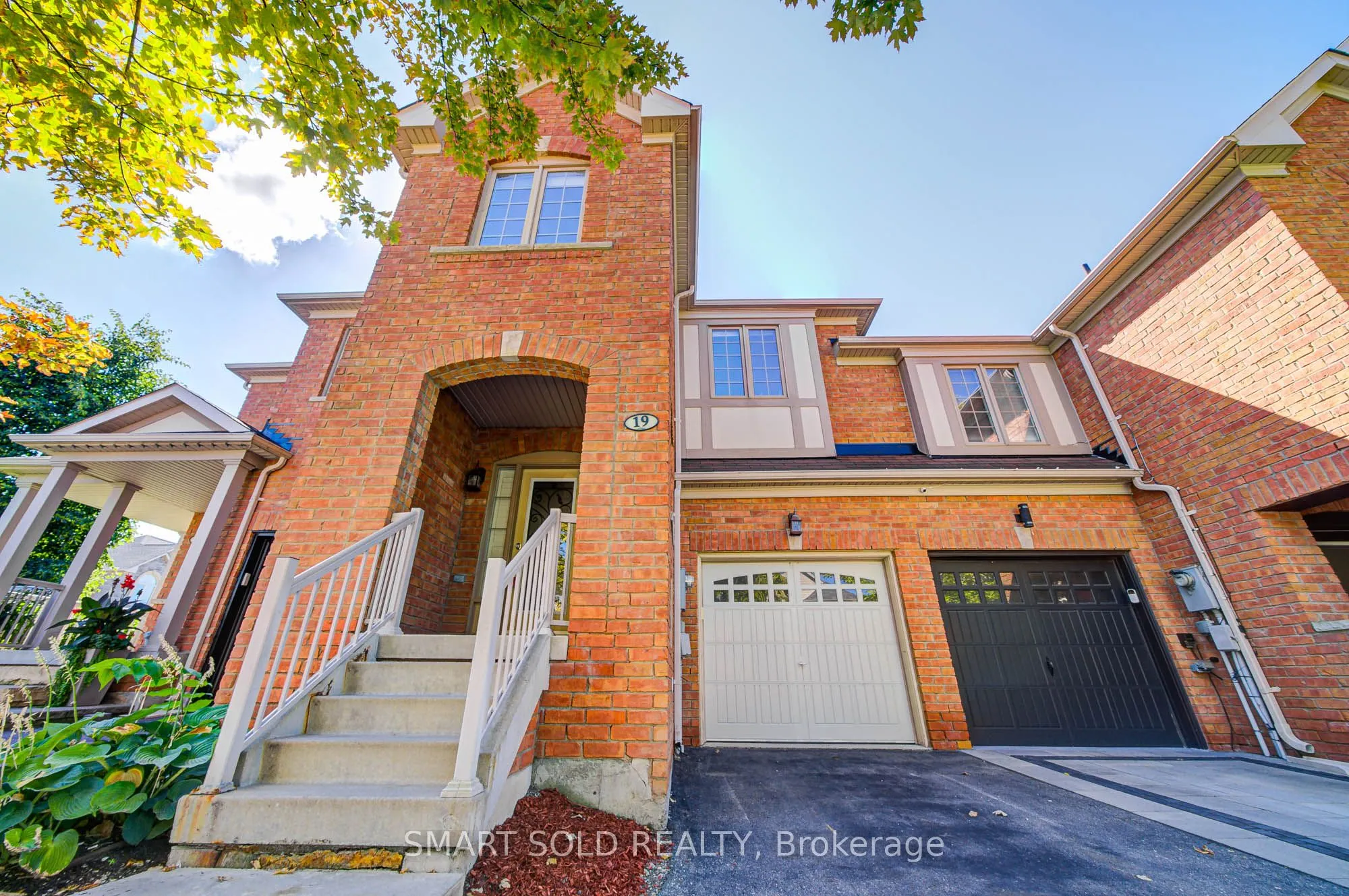 19 Muscadel Road