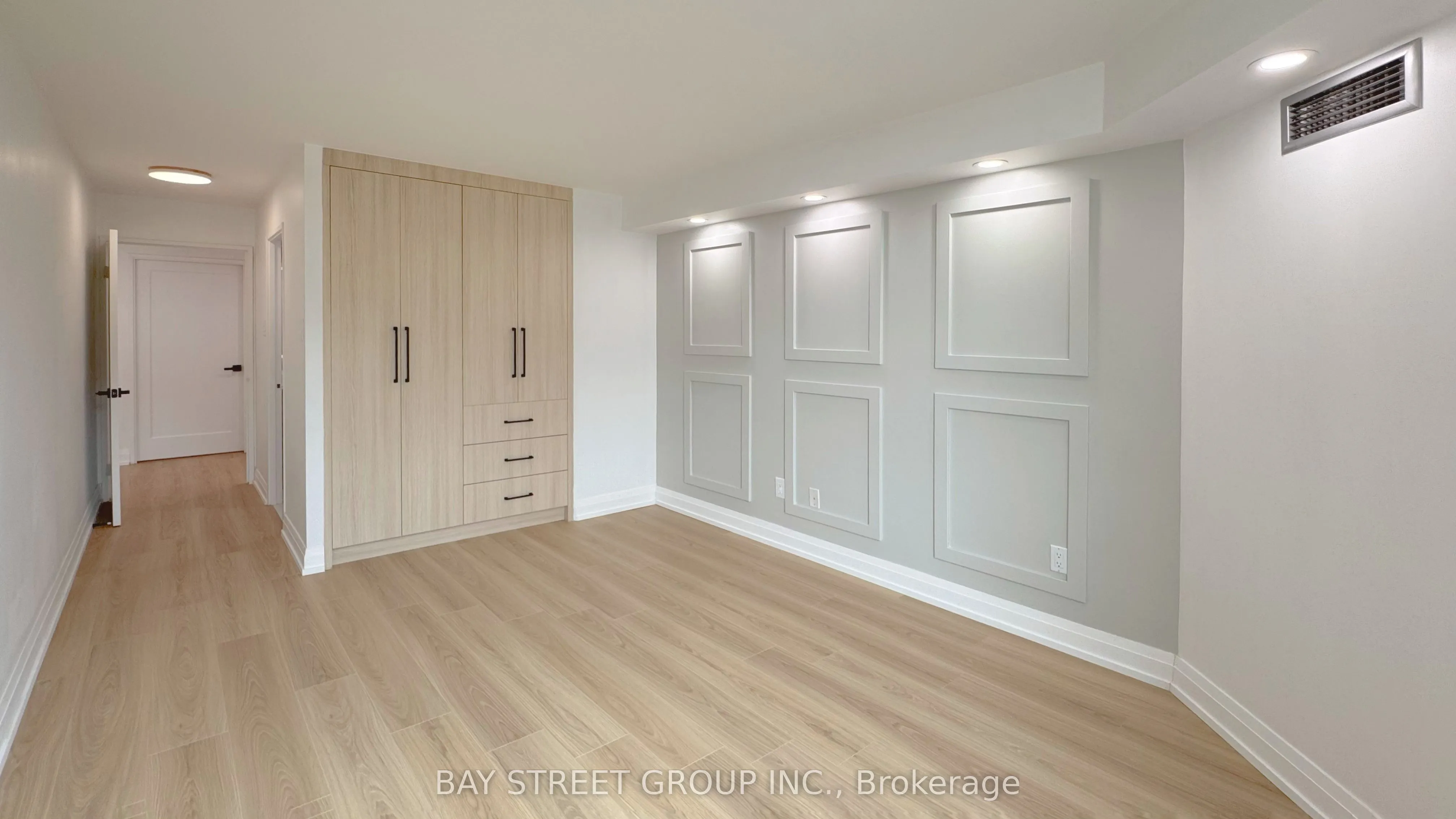 7905 Bayview Avenue, #606