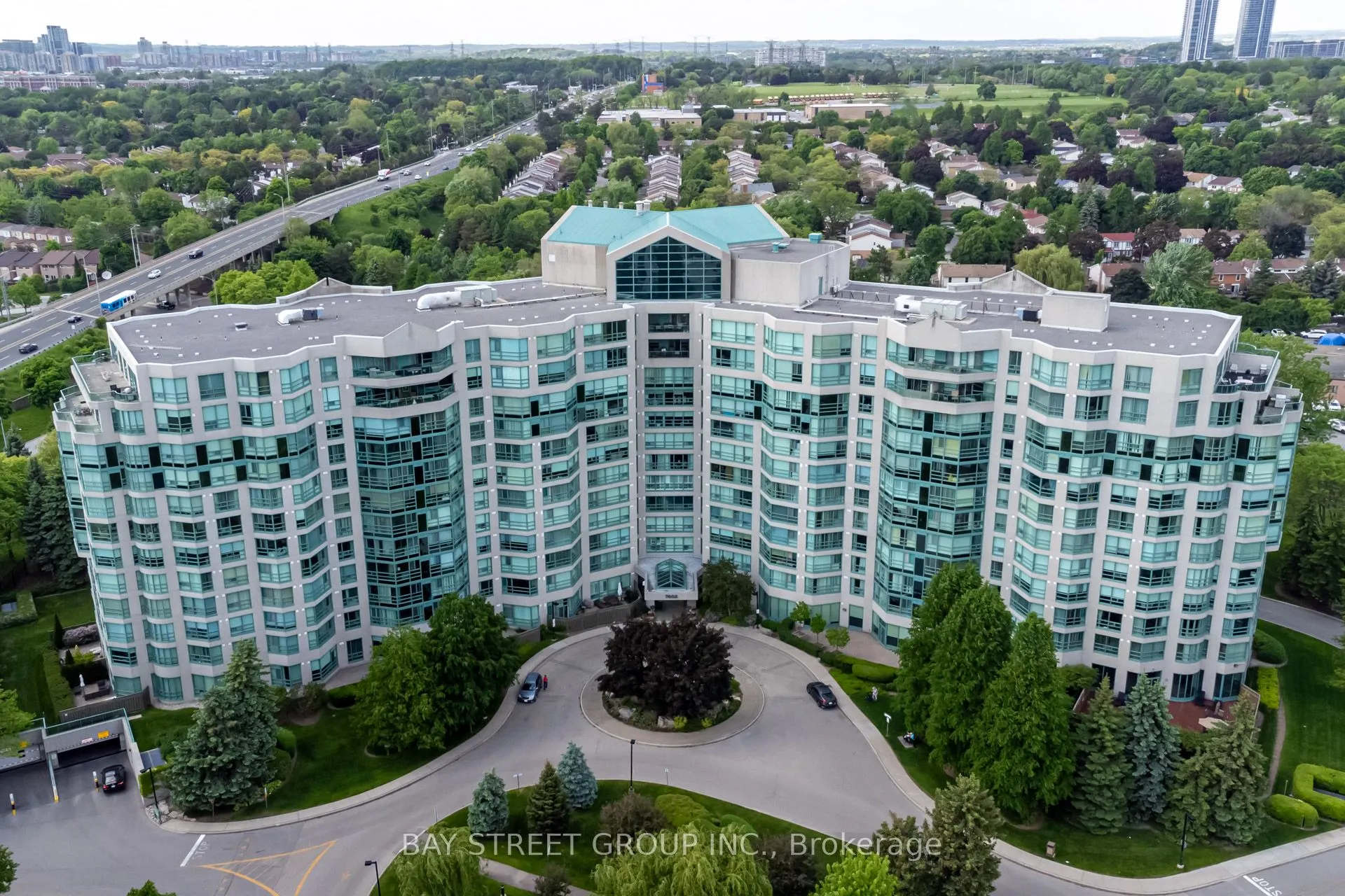 7905 Bayview Avenue, #606