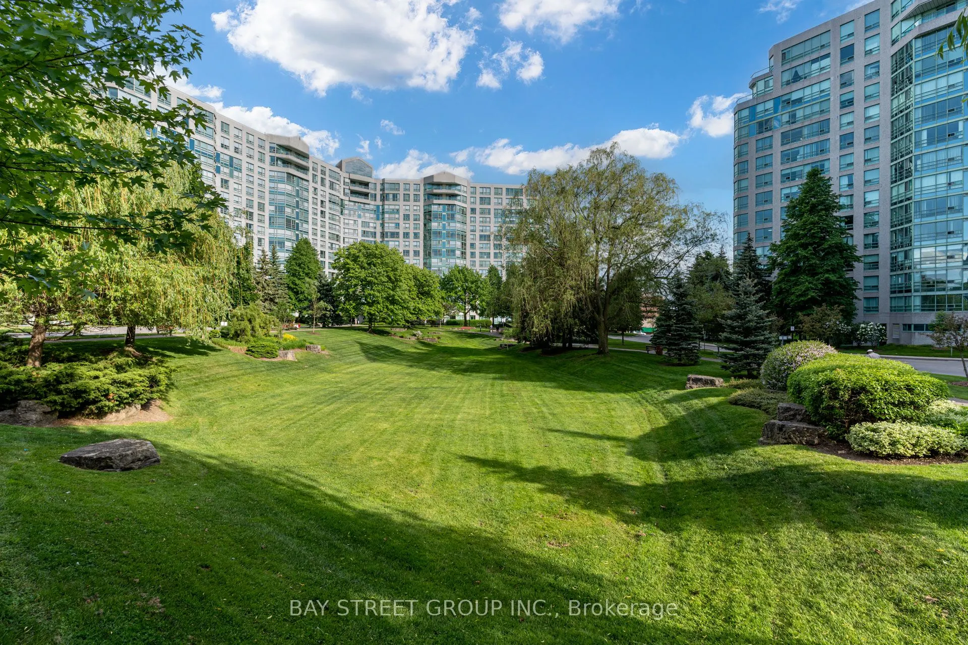 7905 Bayview Avenue, #606