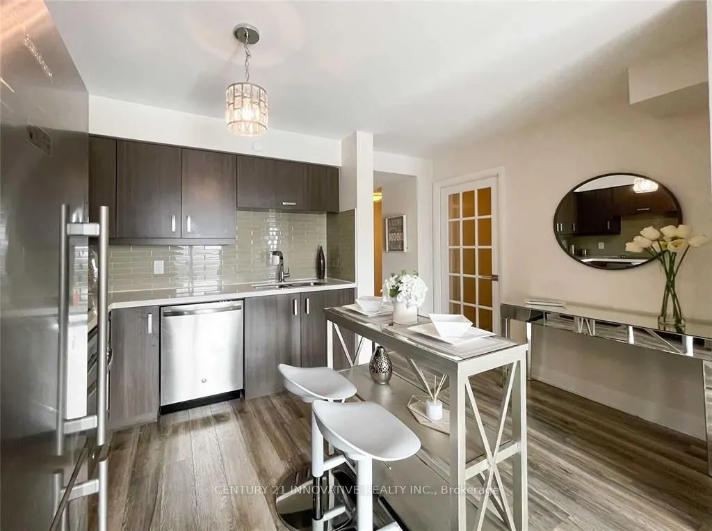 18 Uptown Drive, #718