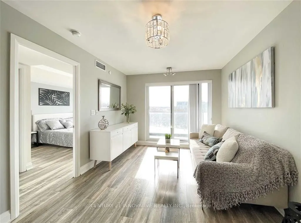 18 Uptown Drive, #718