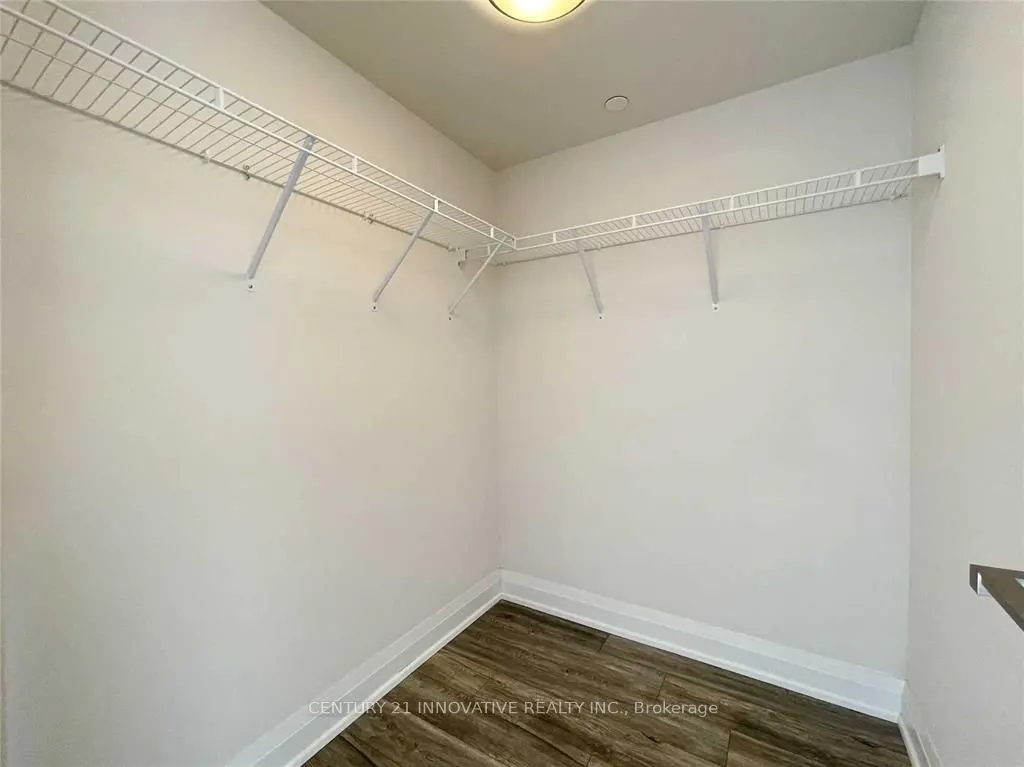 18 Uptown Drive, #718