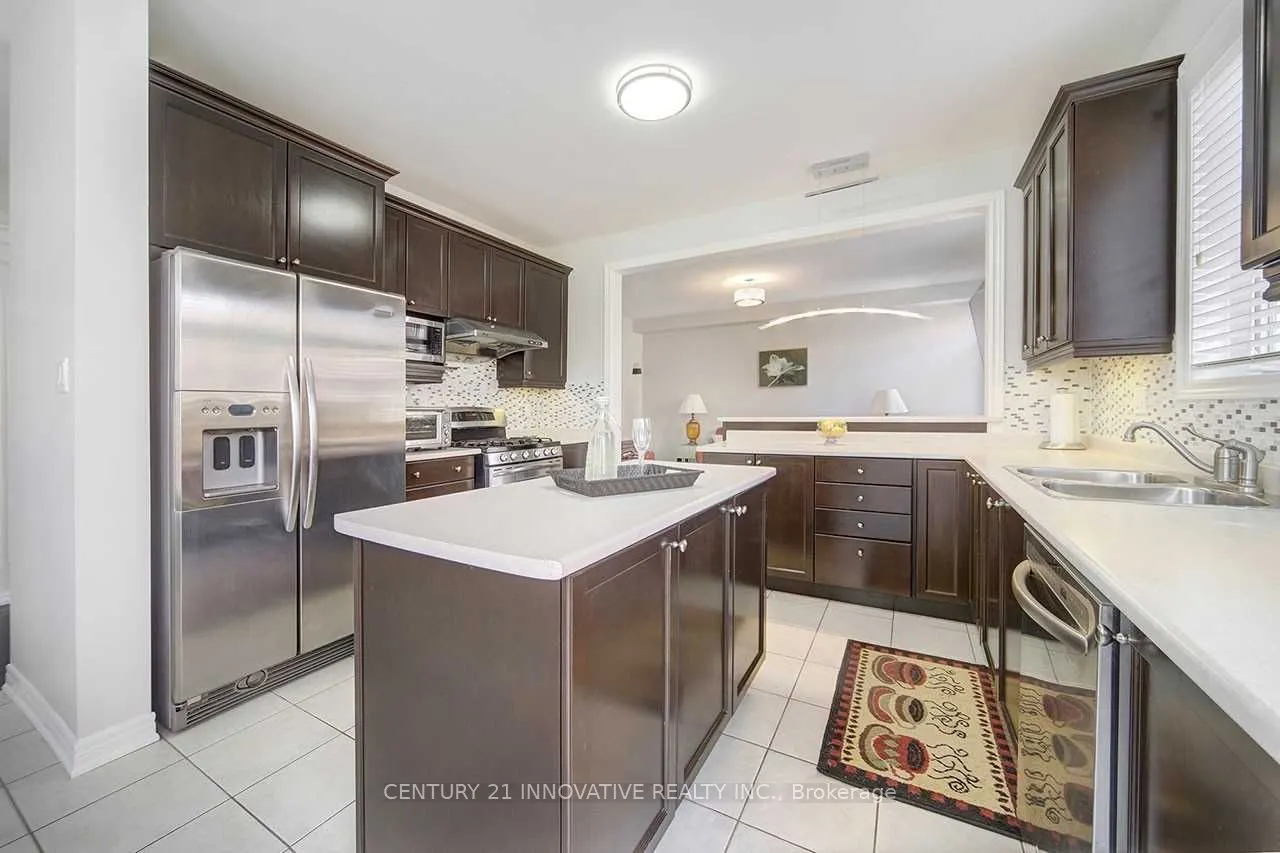 30 Albert Roffey Crescent
