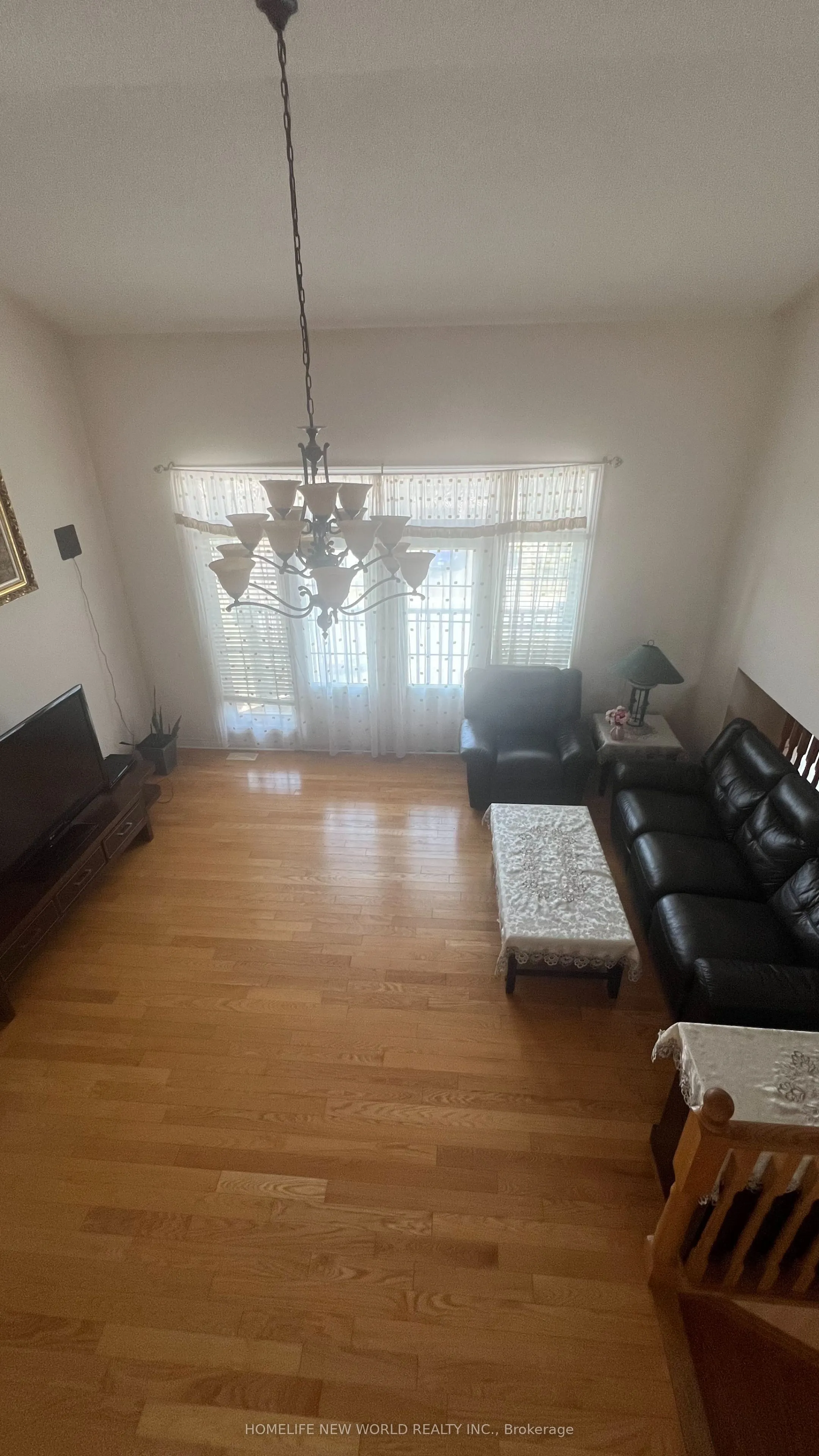 5 RIVINGTON Avenue