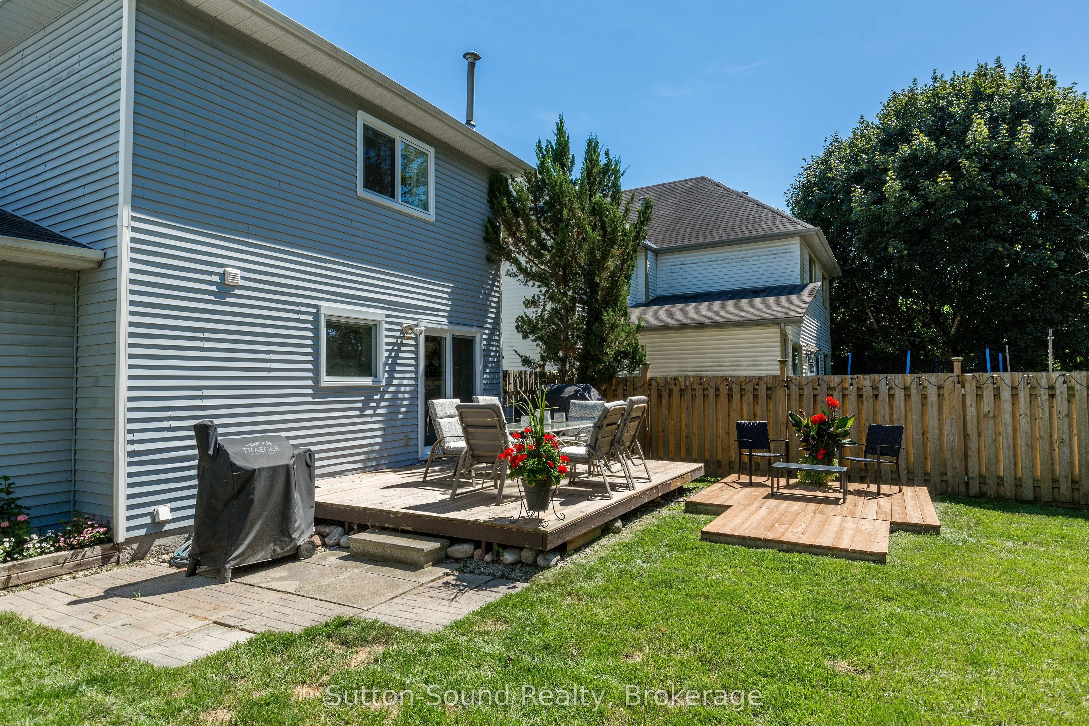 1926 Applewood Avenue