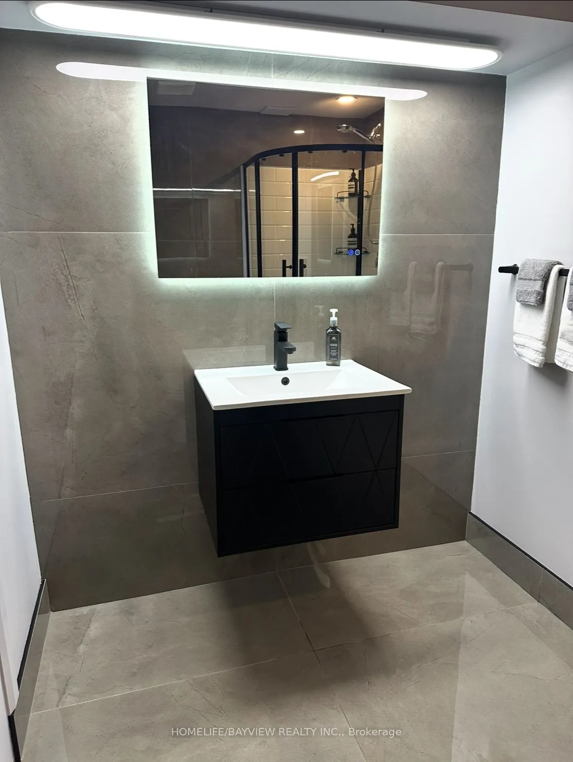 32 Silver Aspen Drive