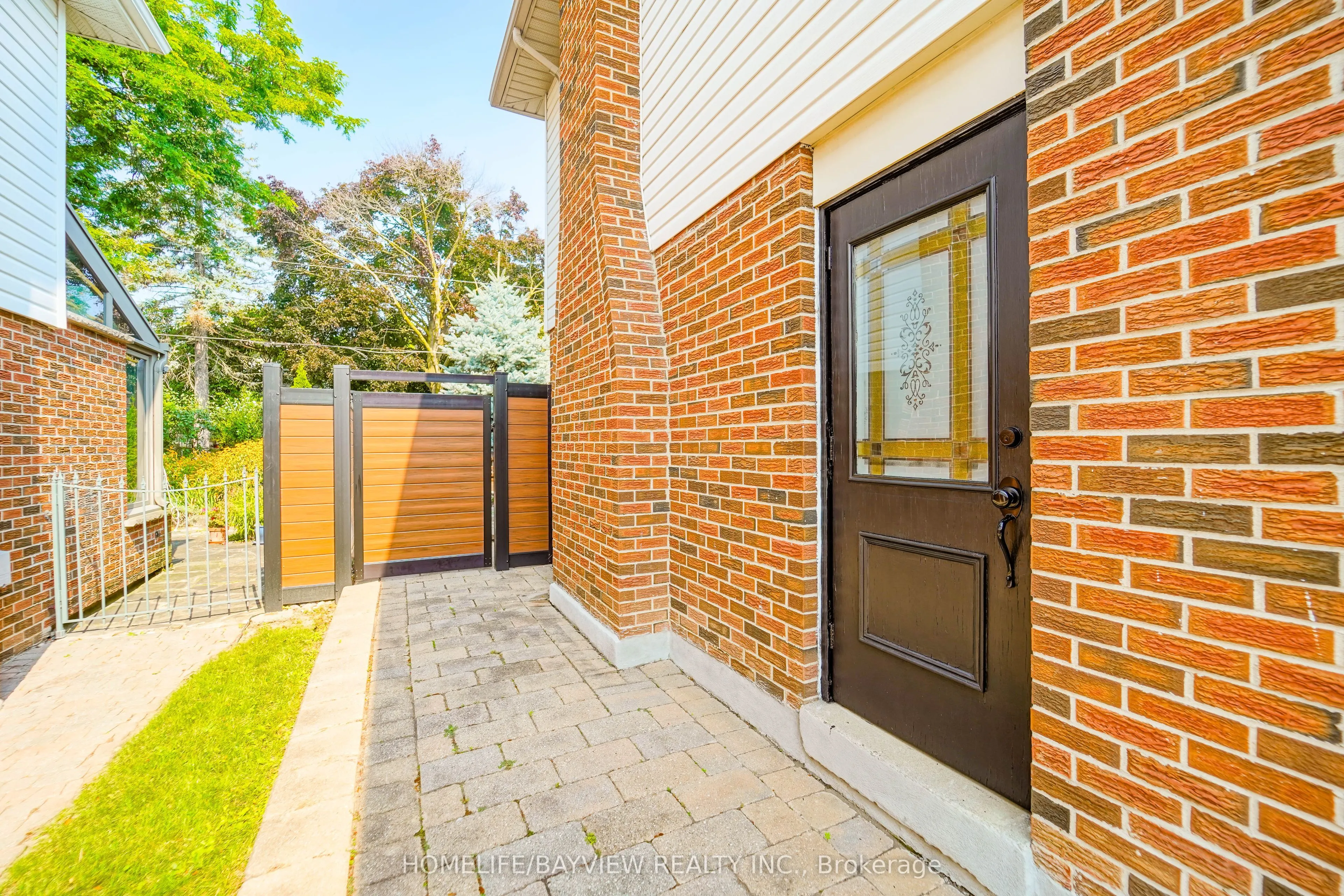 32 Silver Aspen Drive