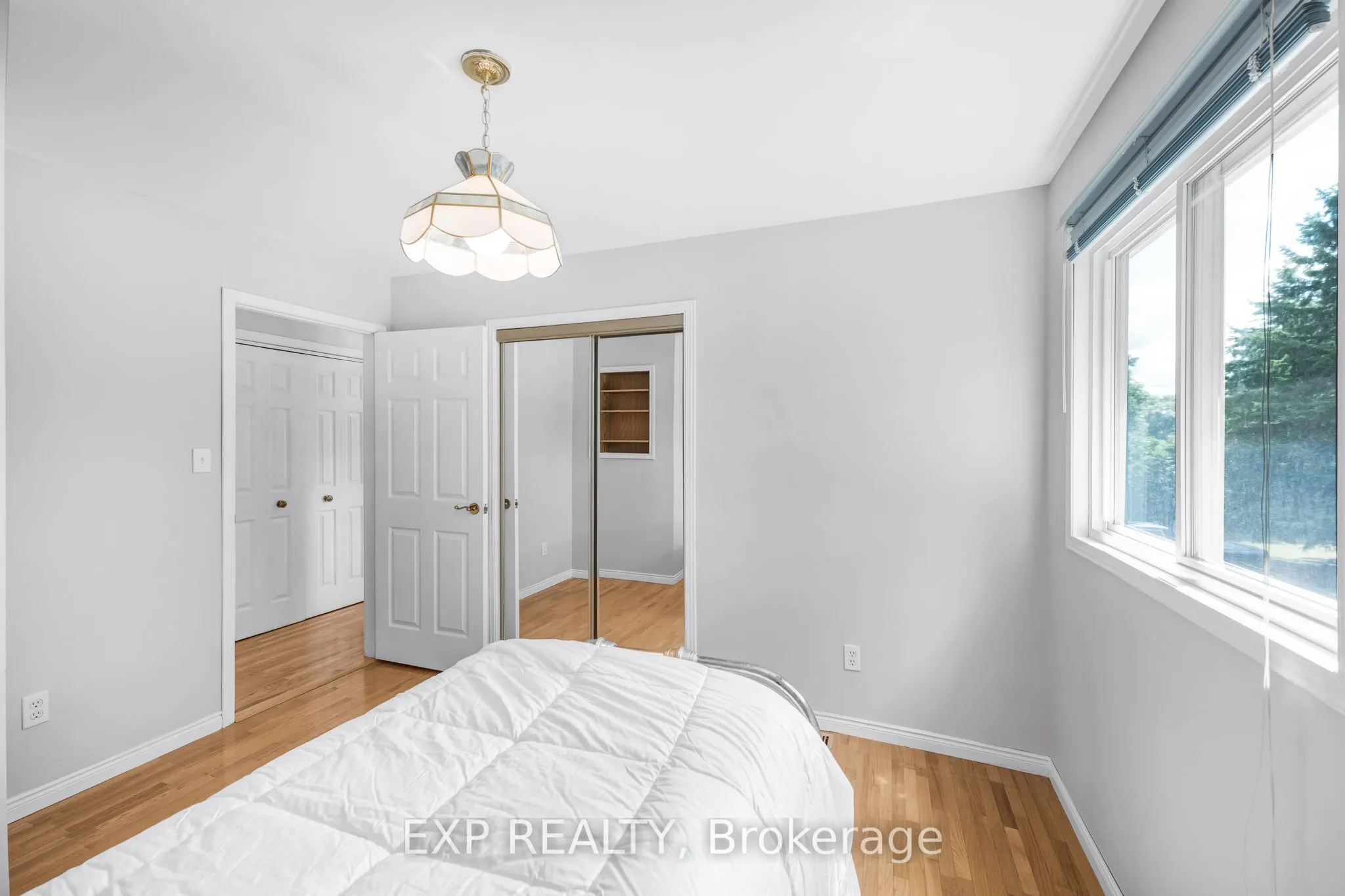 3990 Mount Albert Road
