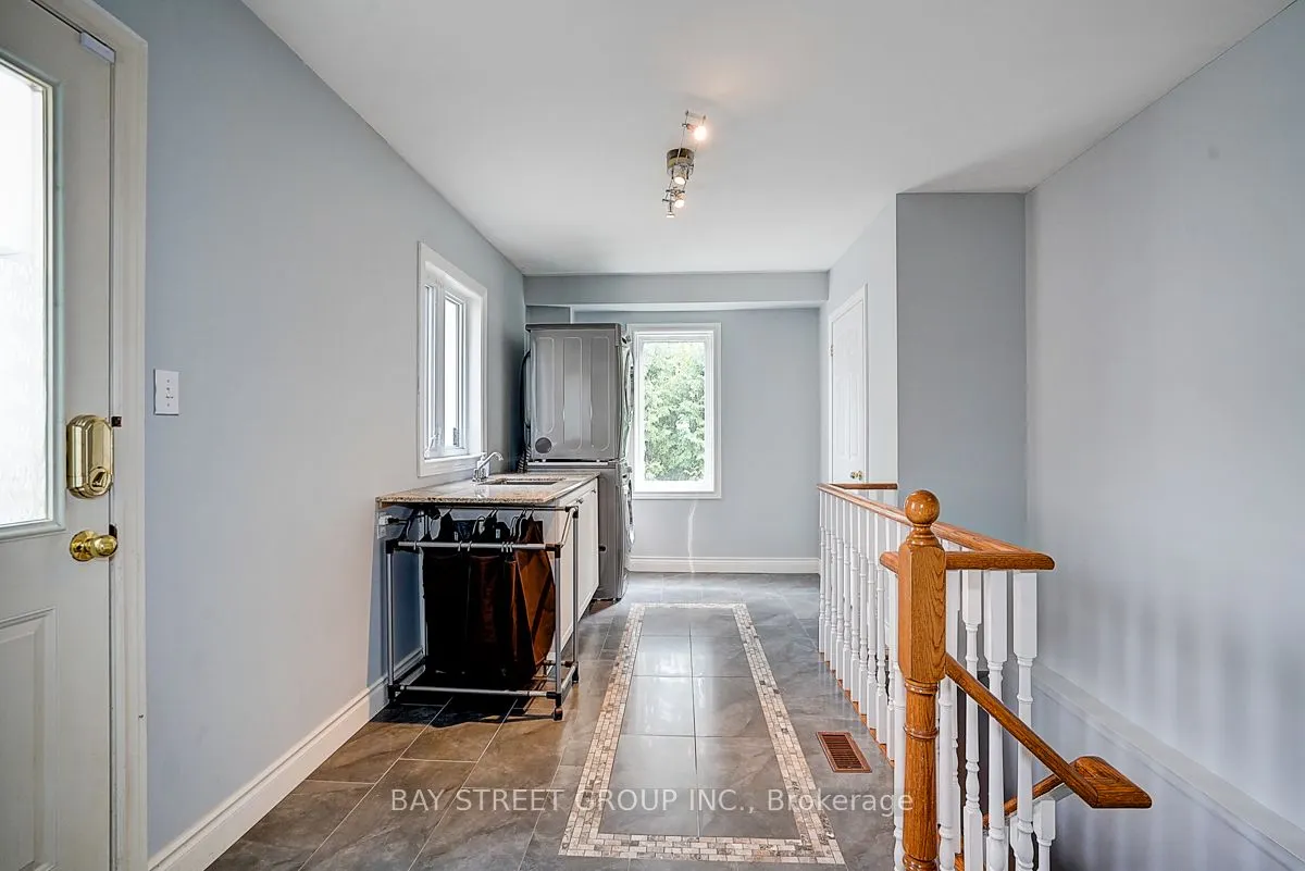 2 Riverview Road