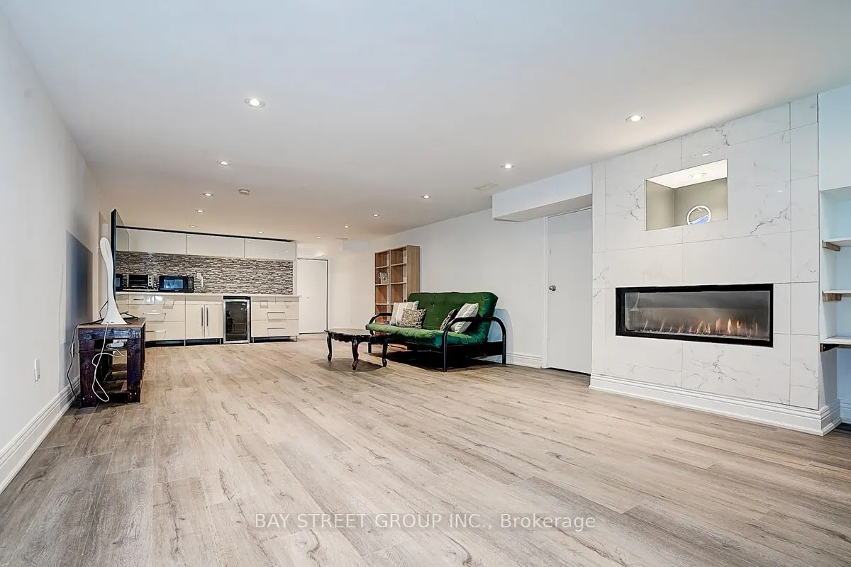 2 Riverview Road