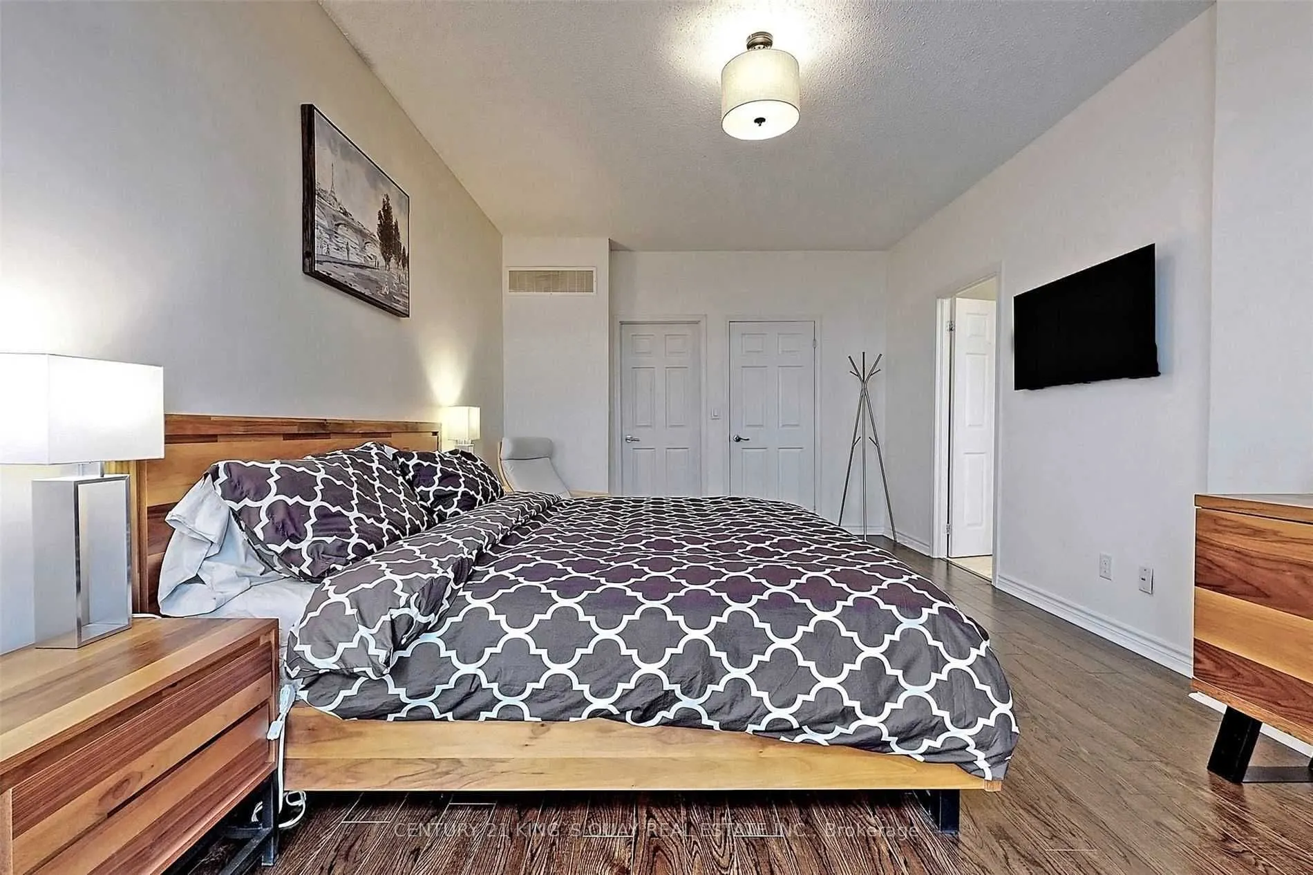 7 Brighton Place, #49