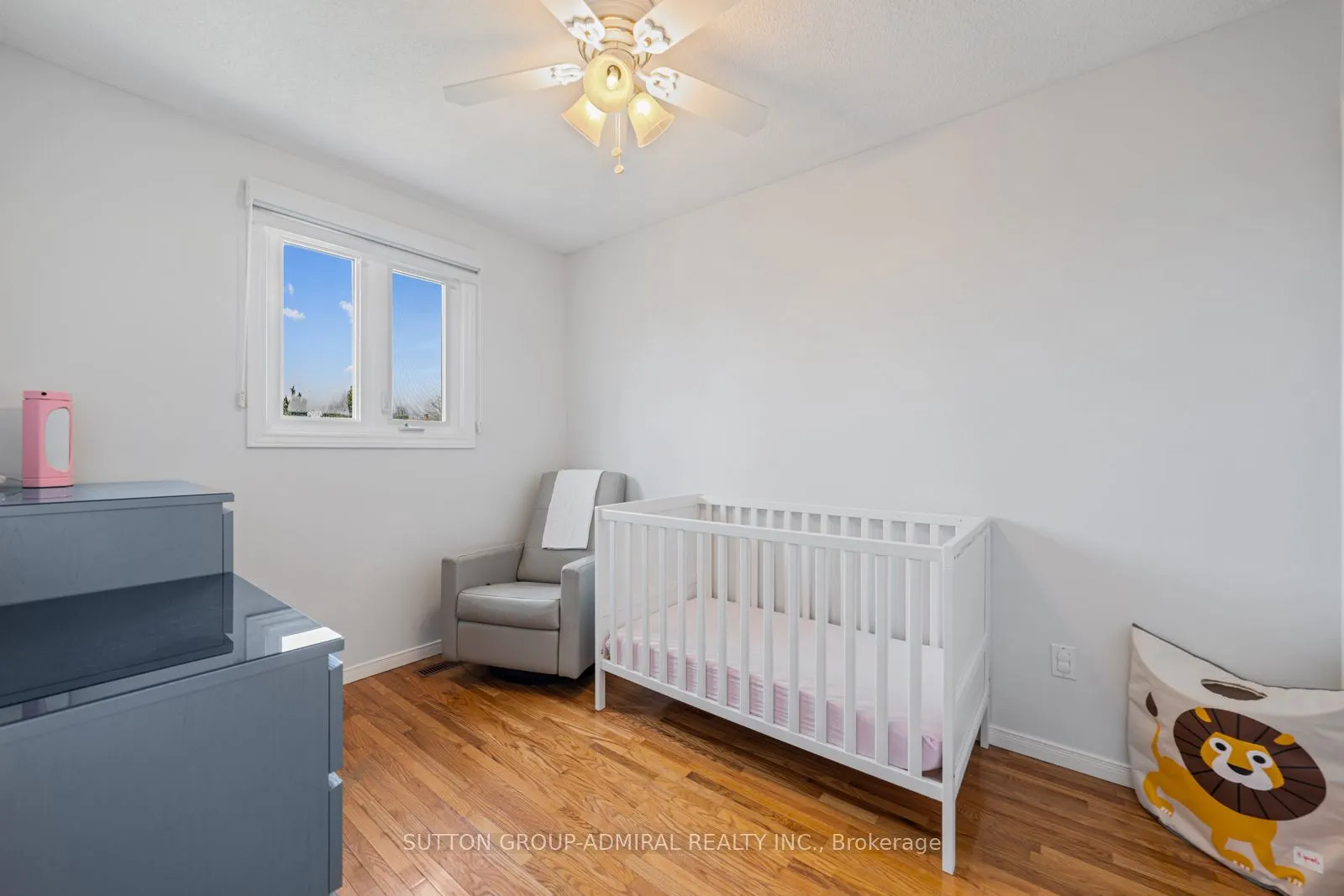 109 Whitney Place