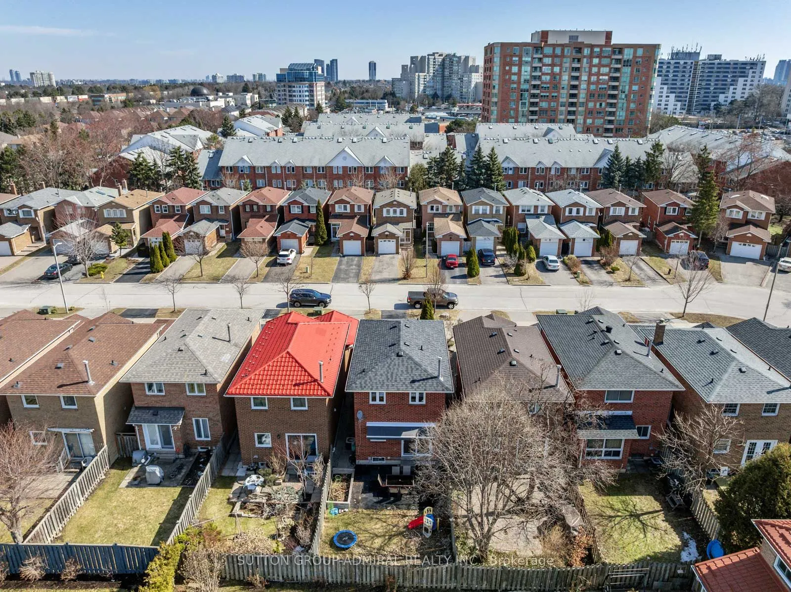 109 Whitney Place