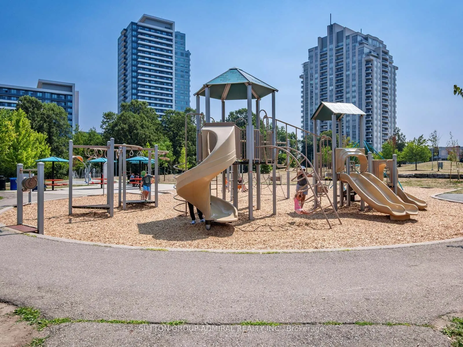 12 Tova Place, #61