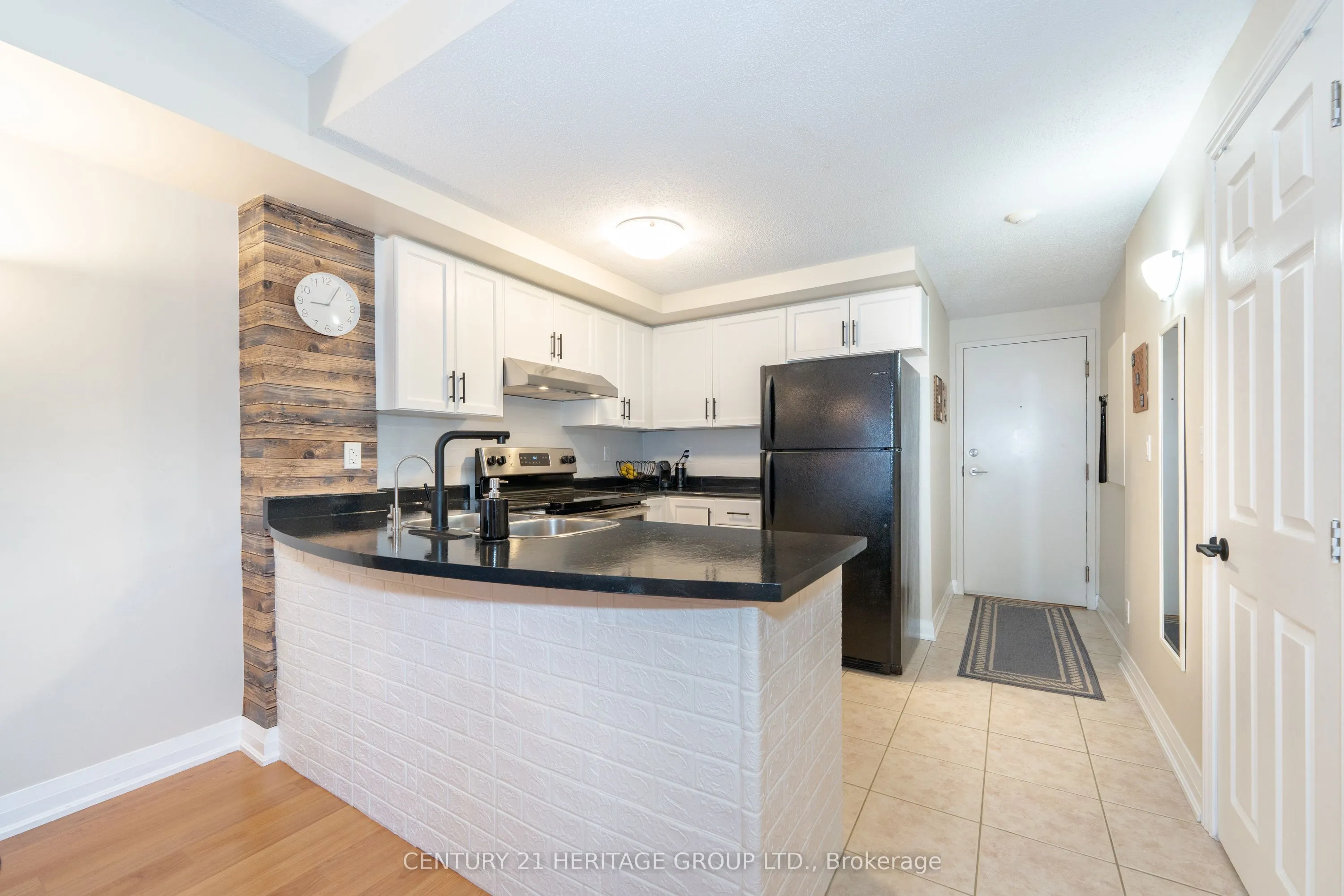 35 Hunt Avenue, #401