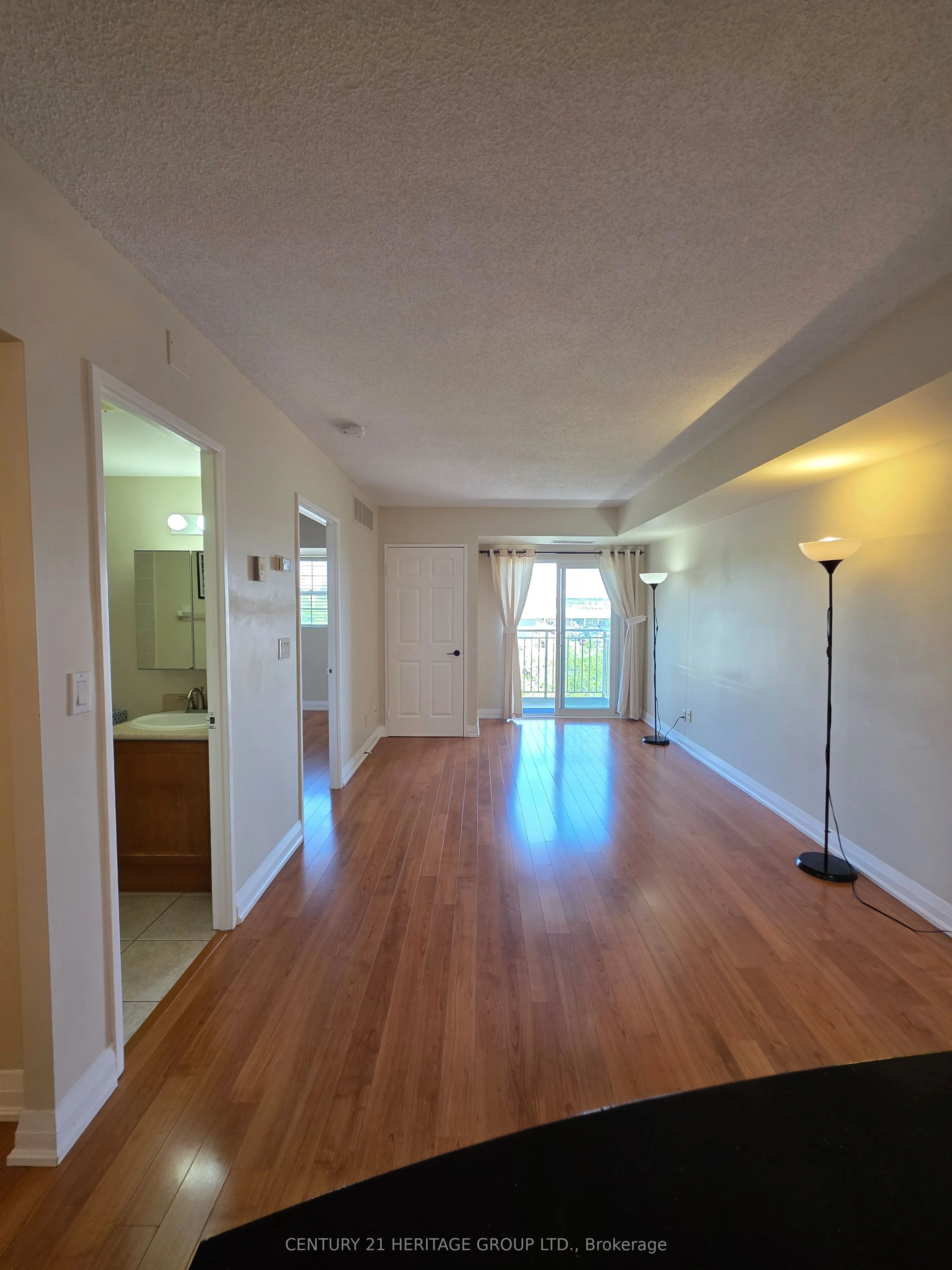 35 Hunt Avenue, #401