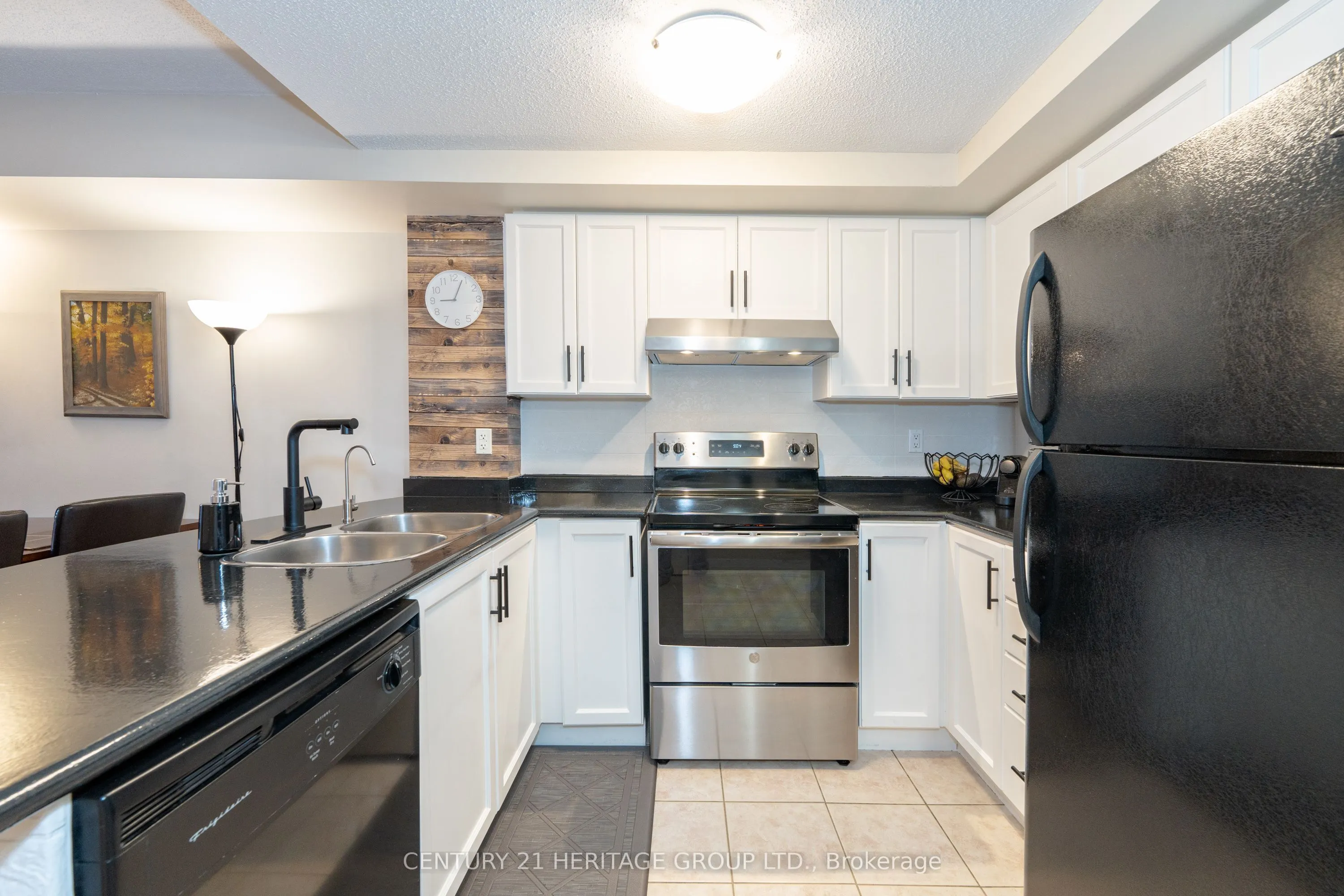 35 Hunt Avenue, #401