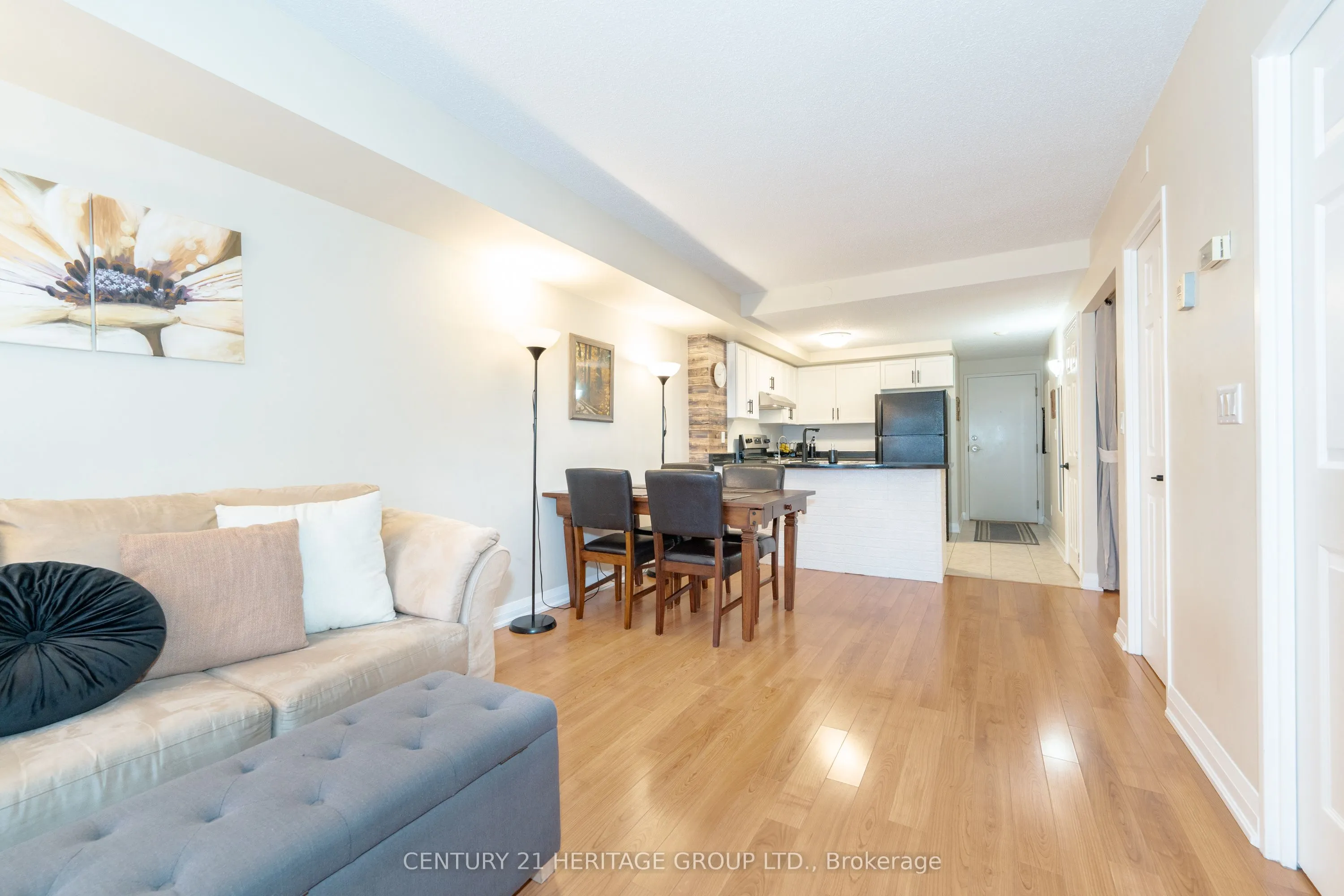 35 Hunt Avenue, #401