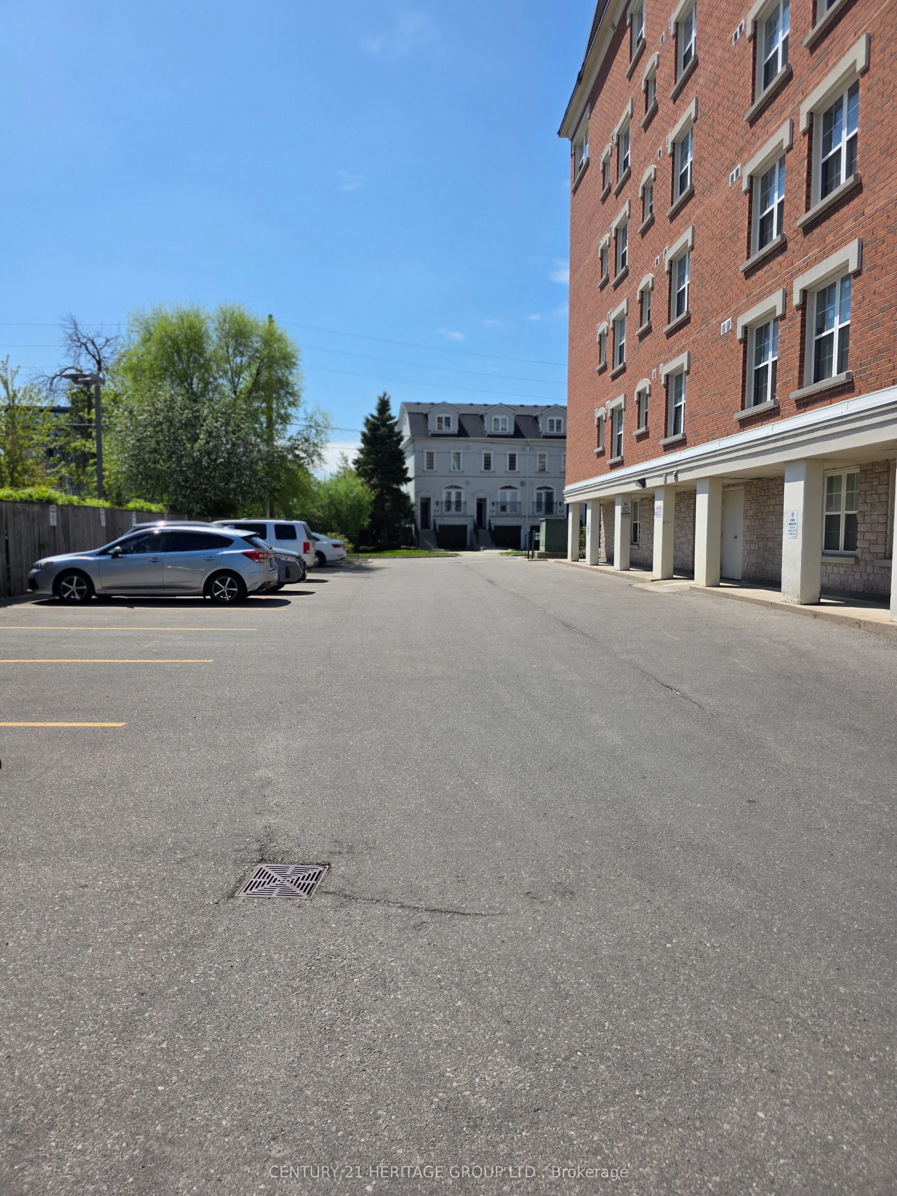 35 Hunt Avenue, #401