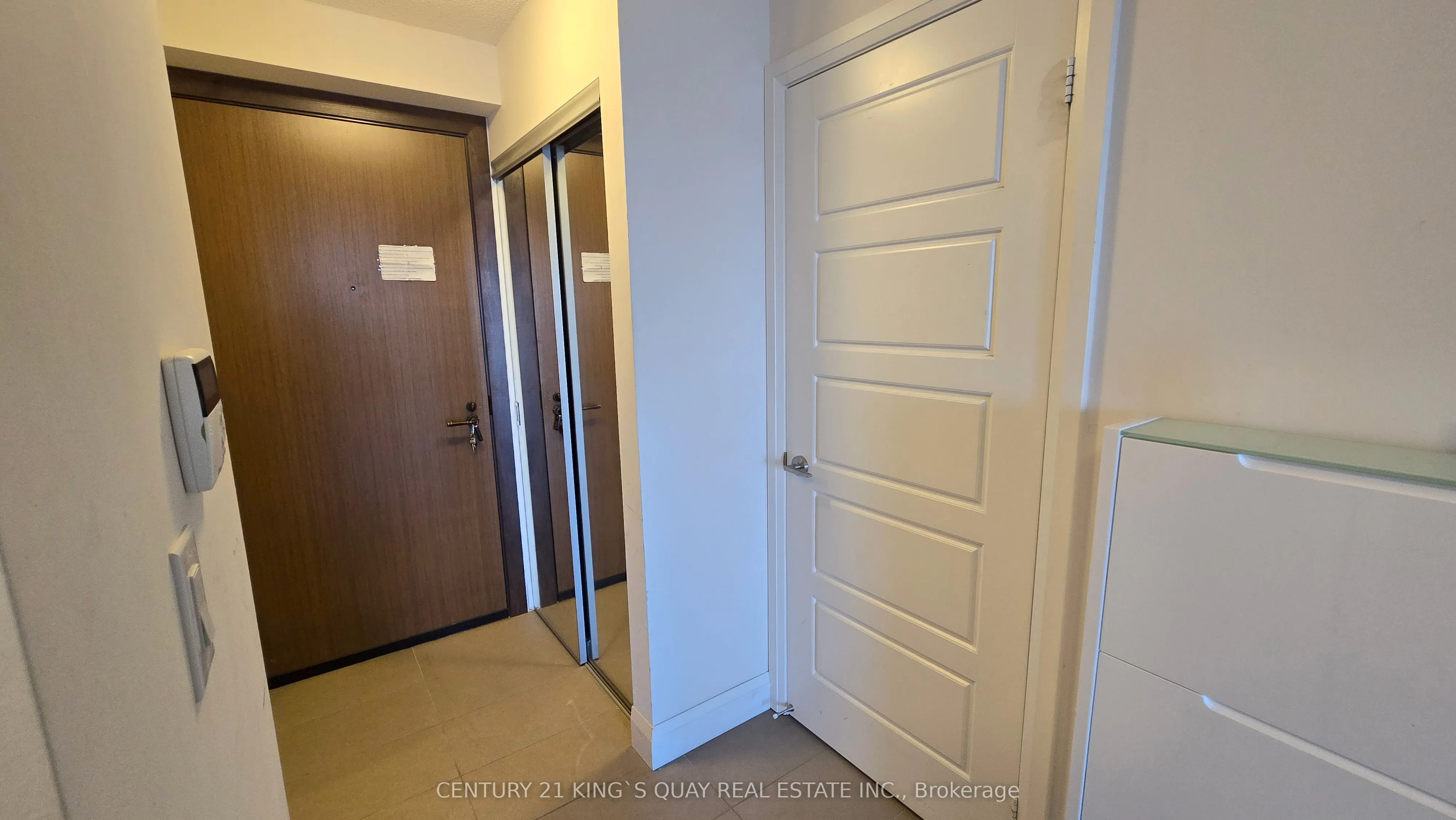 1 Uptown Drive, #1208