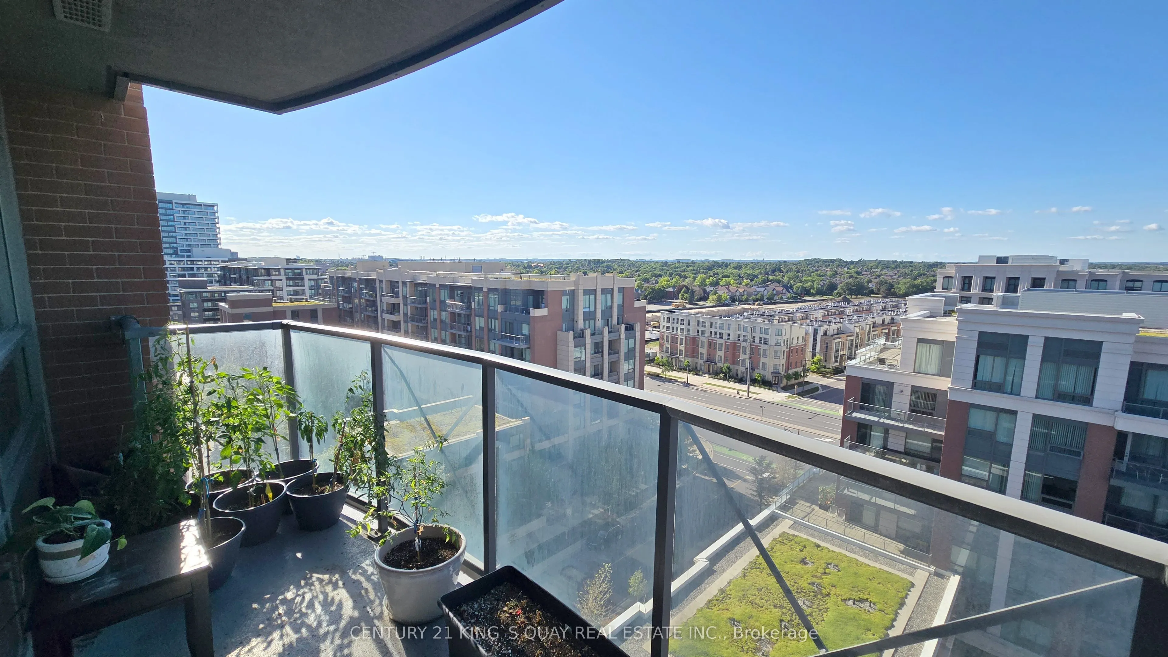 1 Uptown Drive, #1208