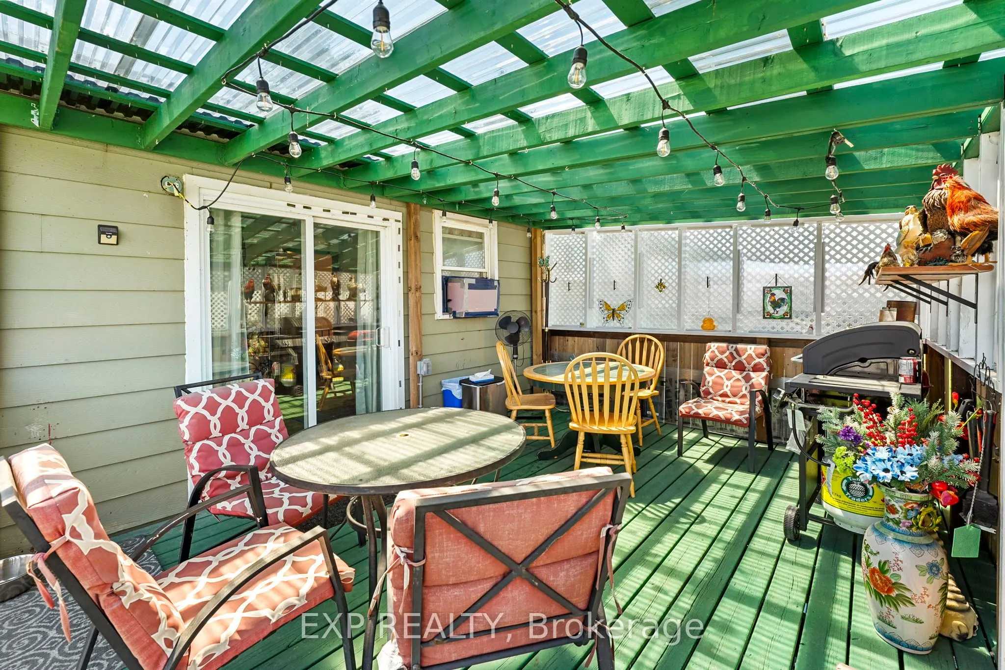354 Lakeland Crescent