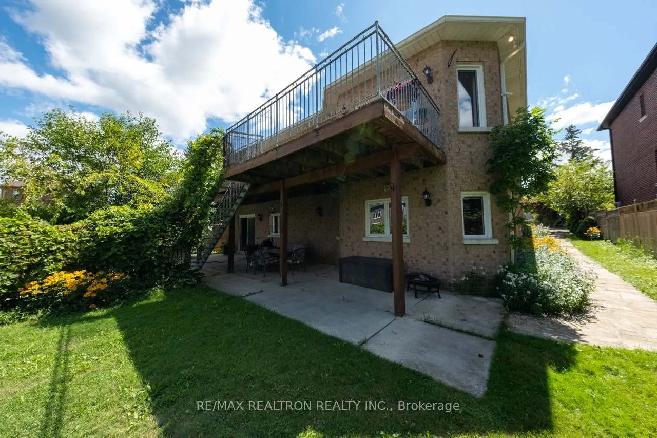 36A Puccini Drive