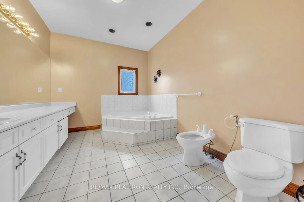 36A Puccini Drive