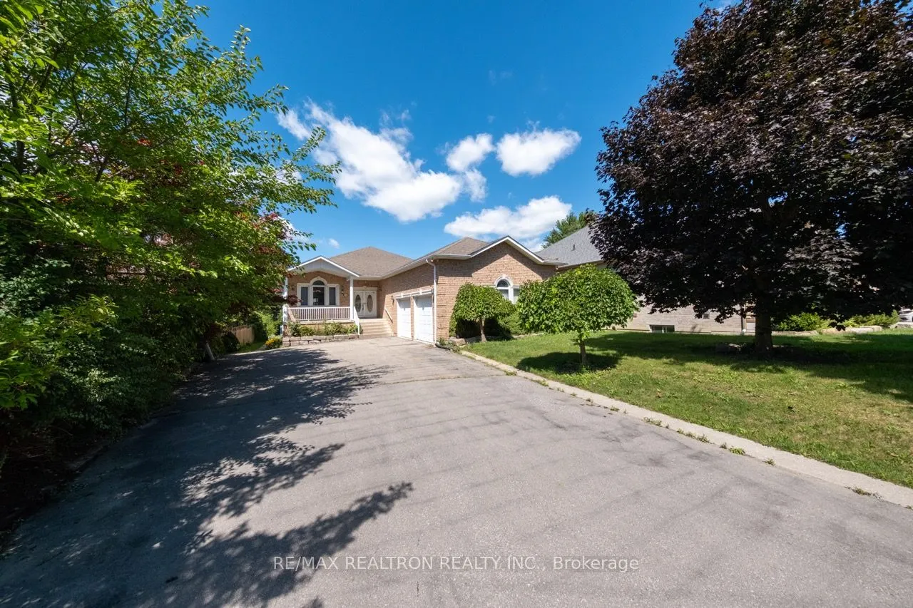 36A Puccini Drive