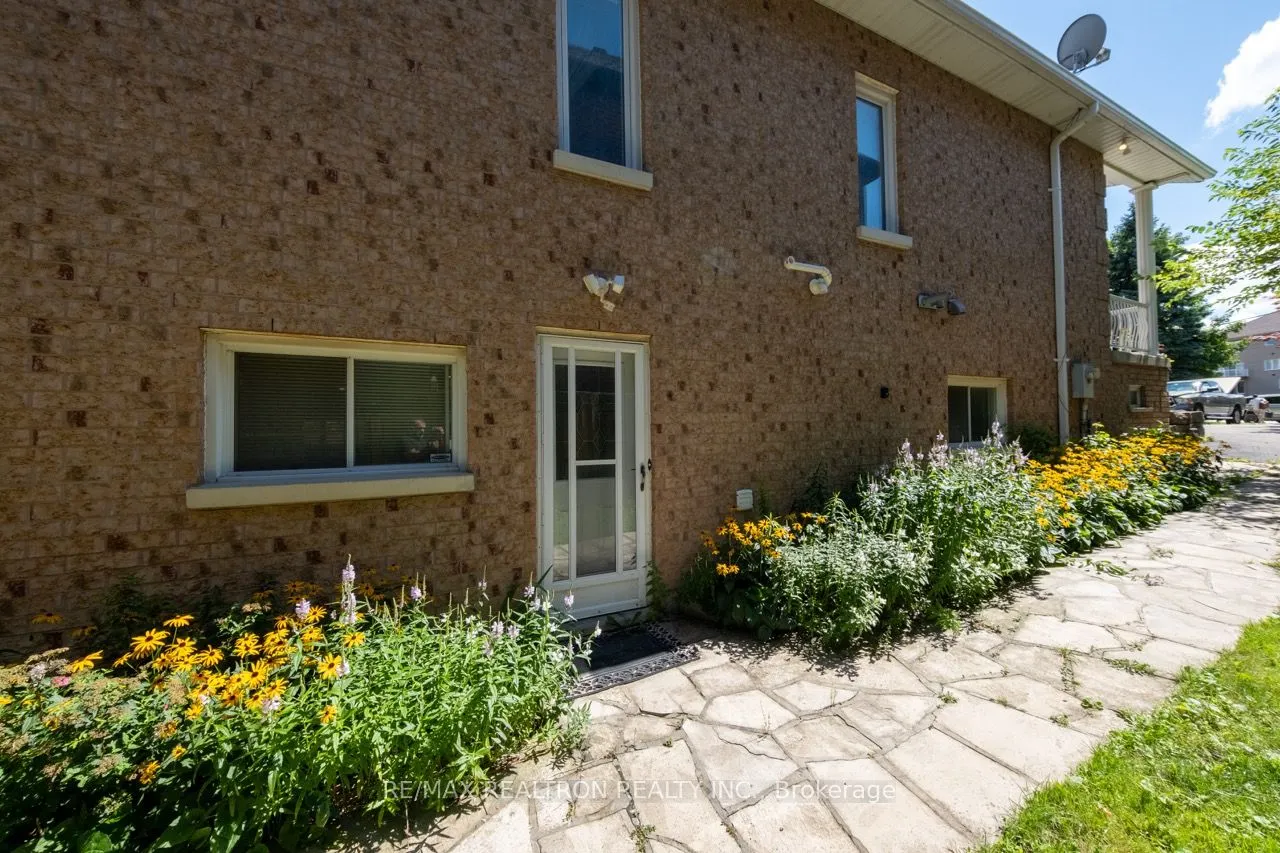 36A Puccini Drive