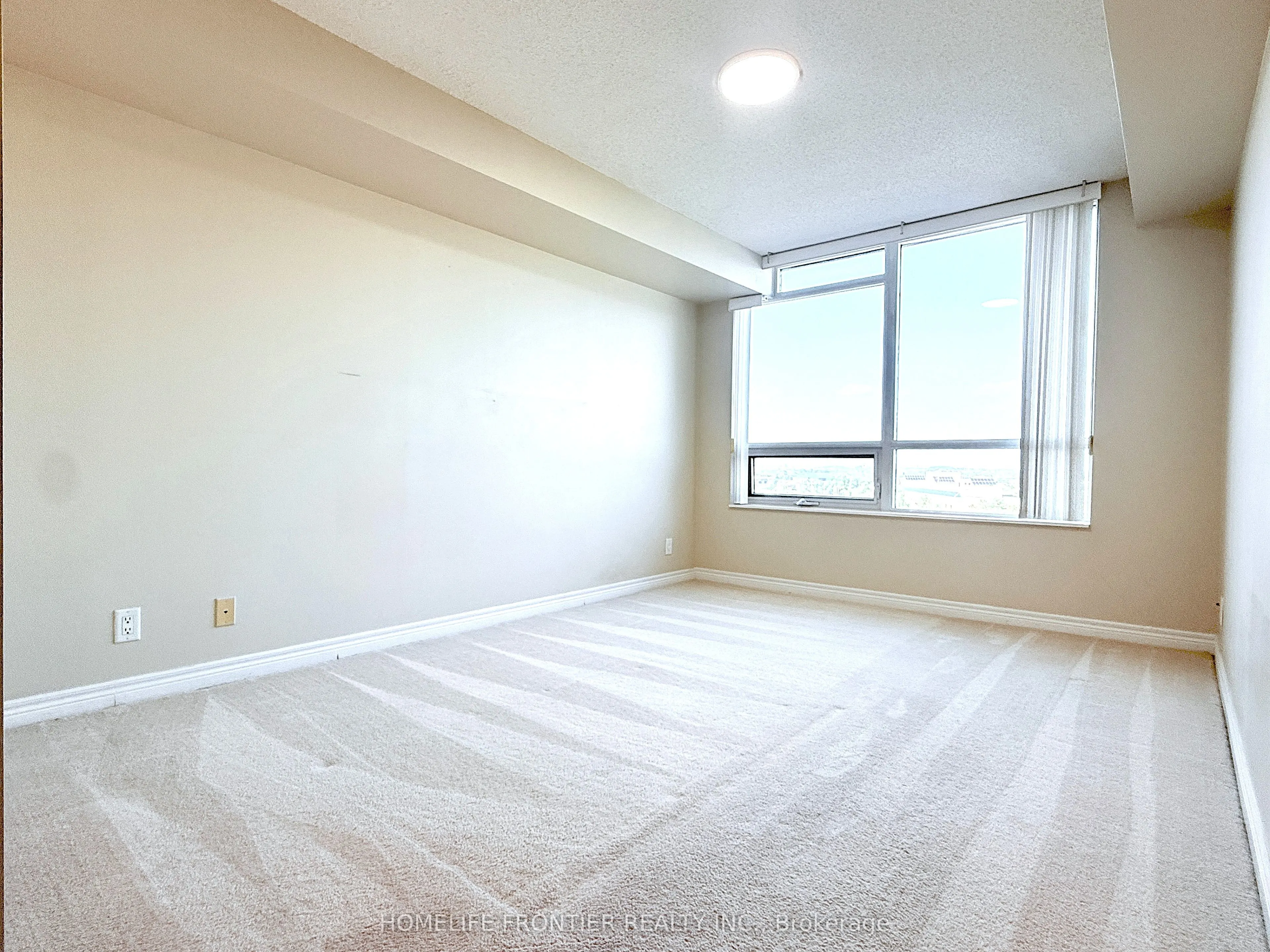 33 Cox Boulevard, #826