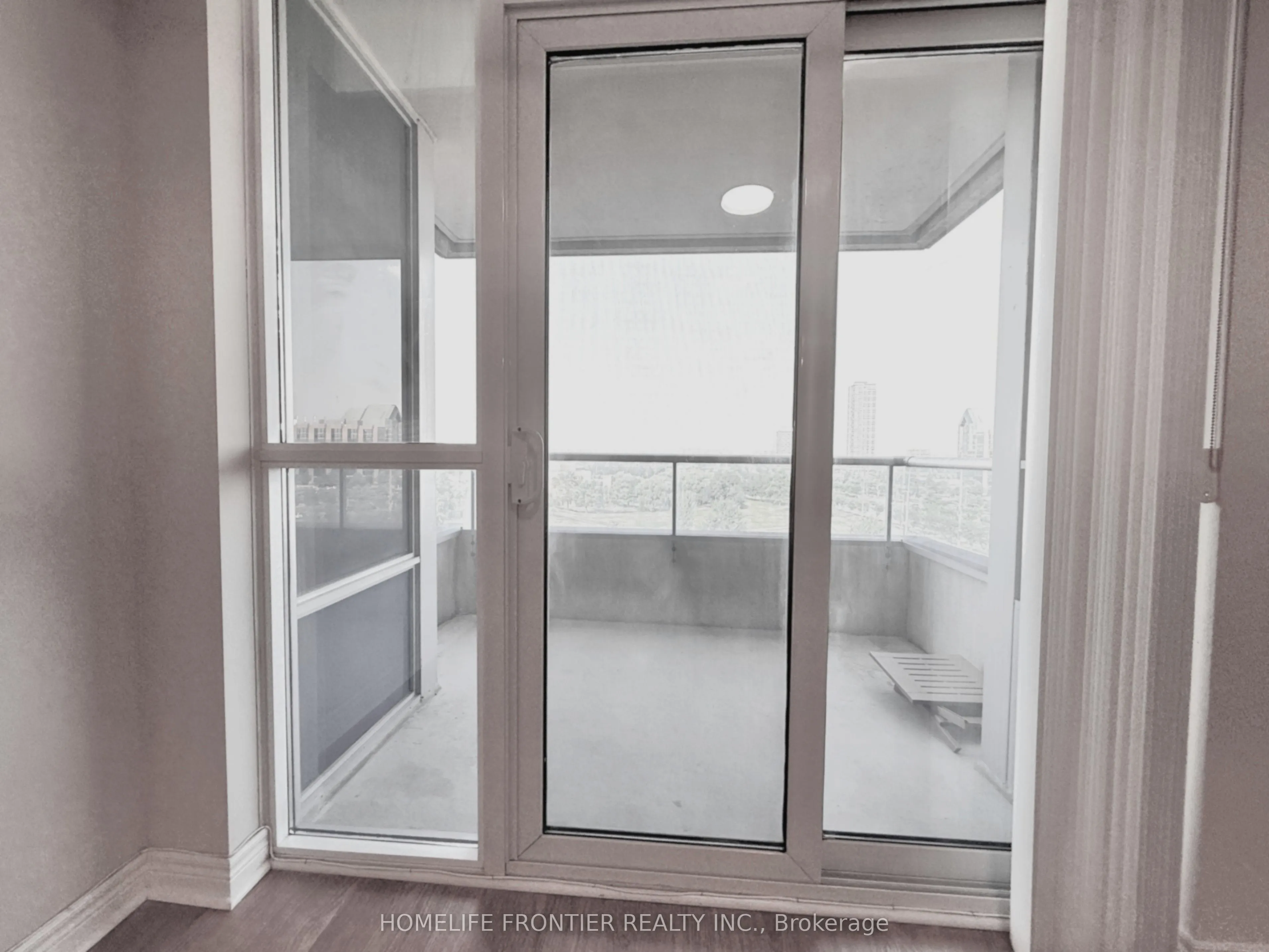 33 Cox Boulevard, #826